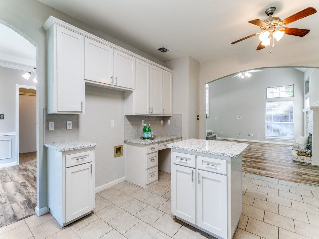 1723 Autumn Ridge Lane