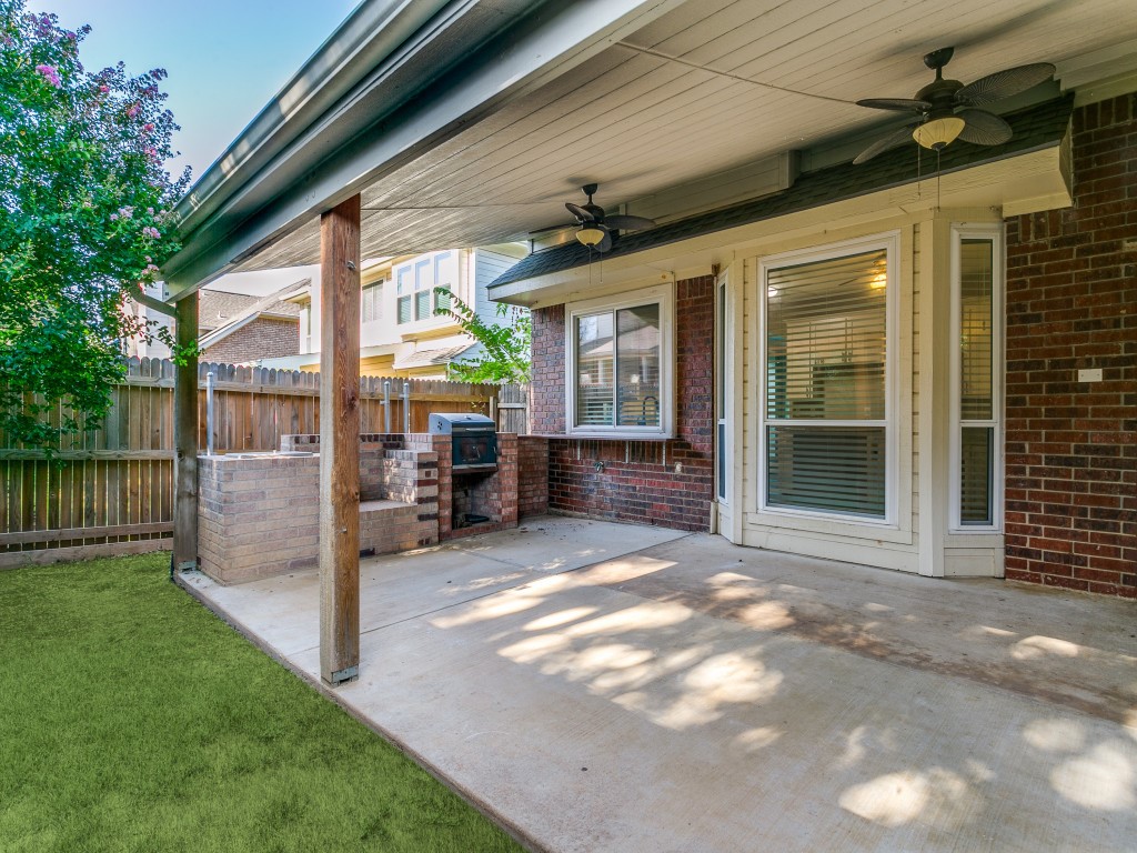 1723 Autumn Ridge Lane