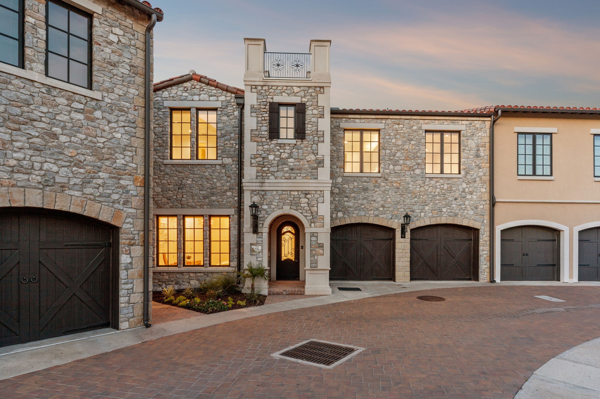 22 Comillas Drive