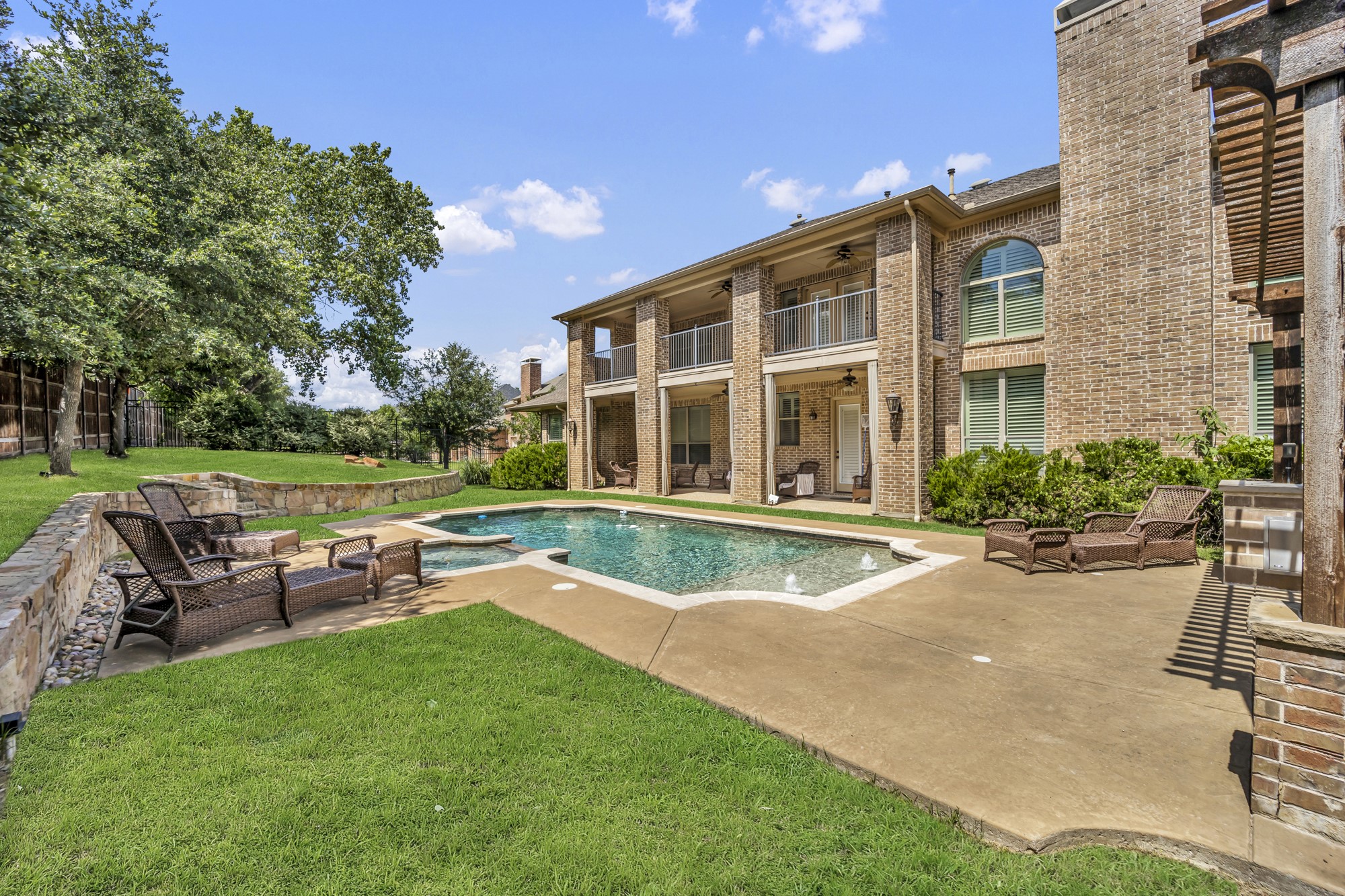 1013 Winfield Court