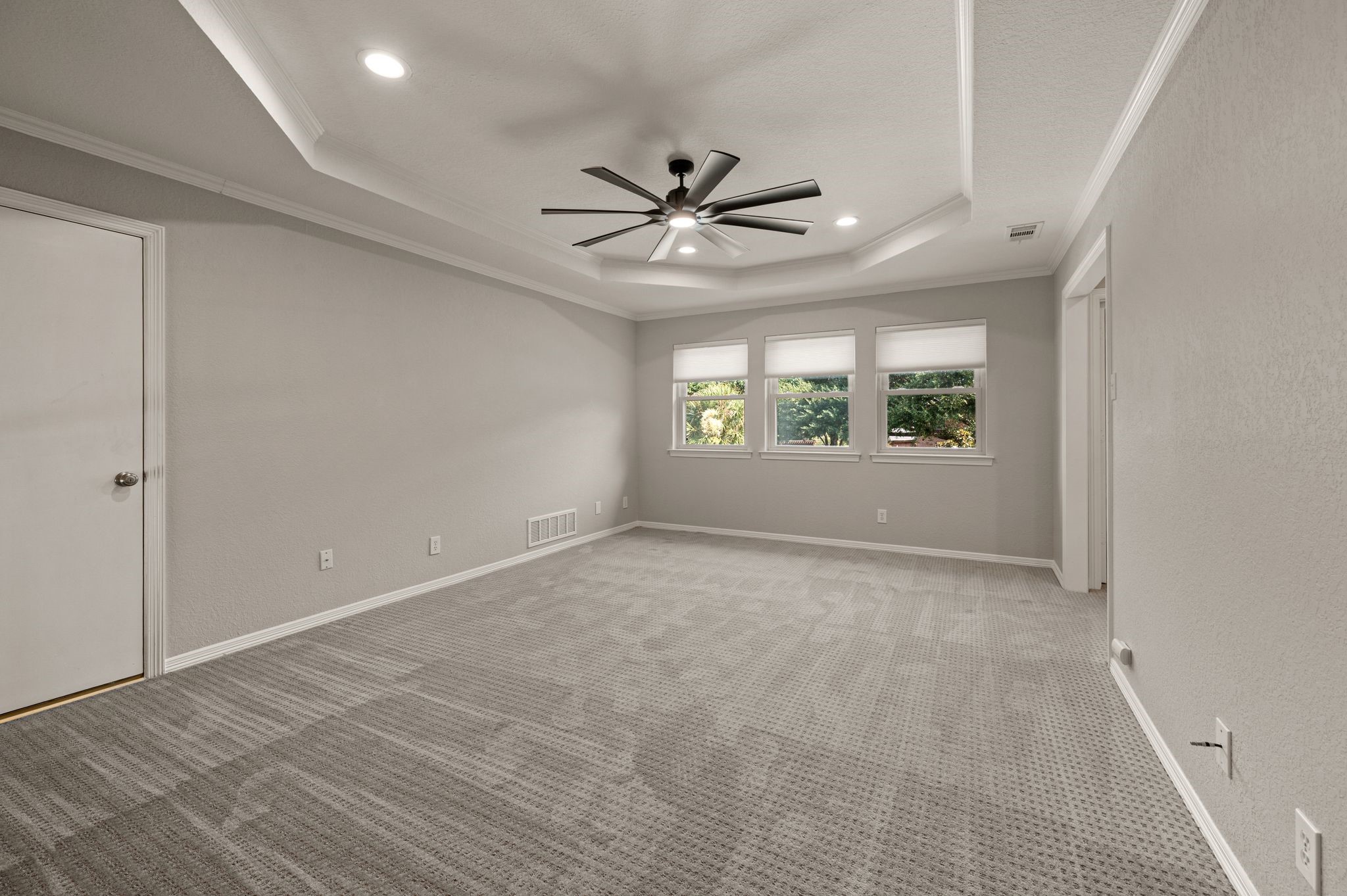 910 E Bethel School Road