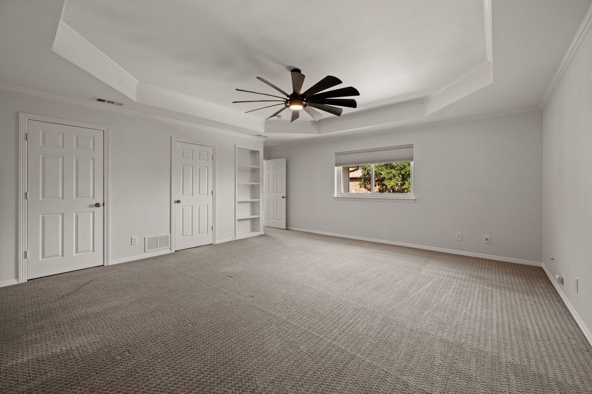 910 E Bethel School Road