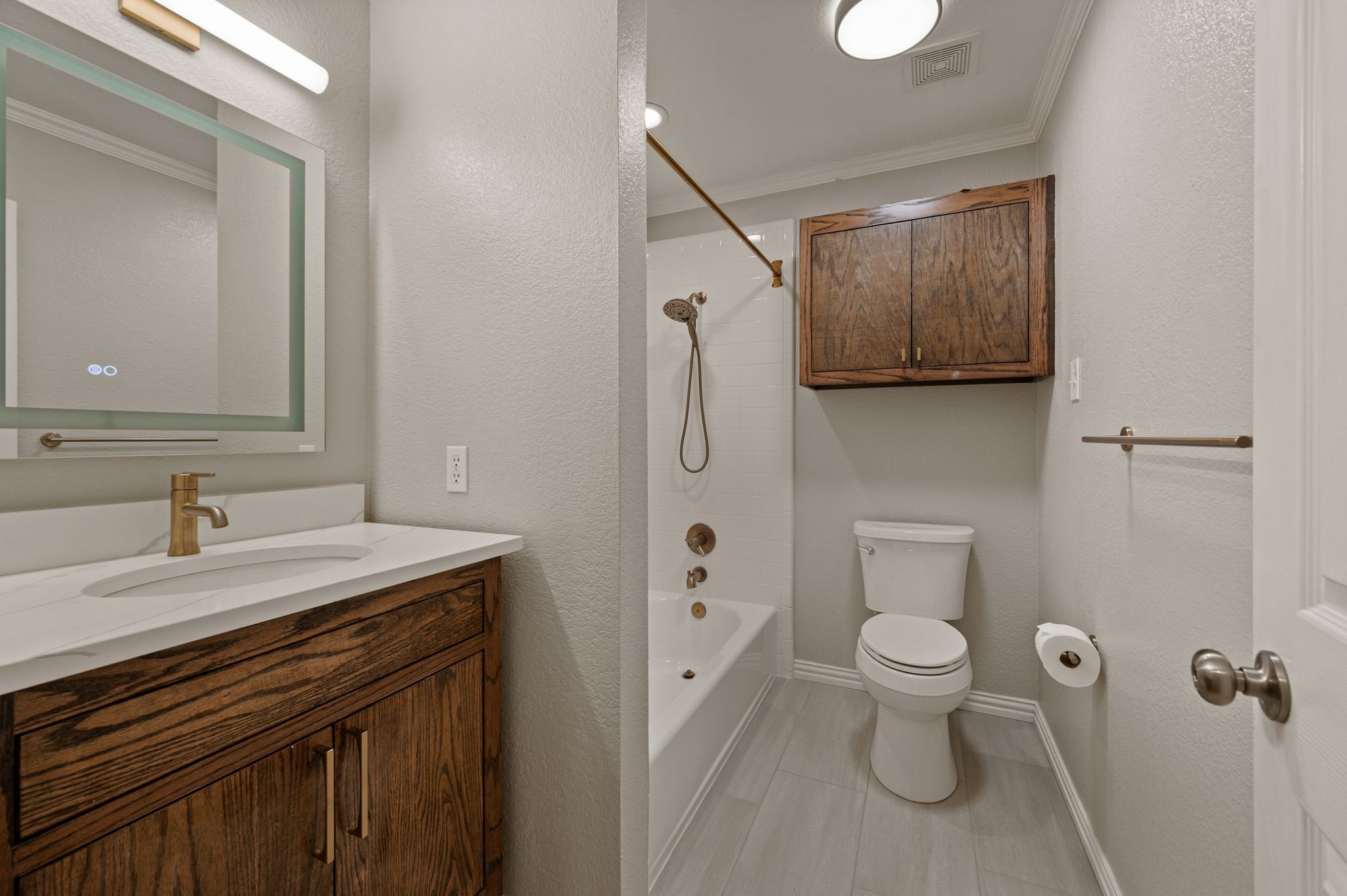 910 E Bethel School Road