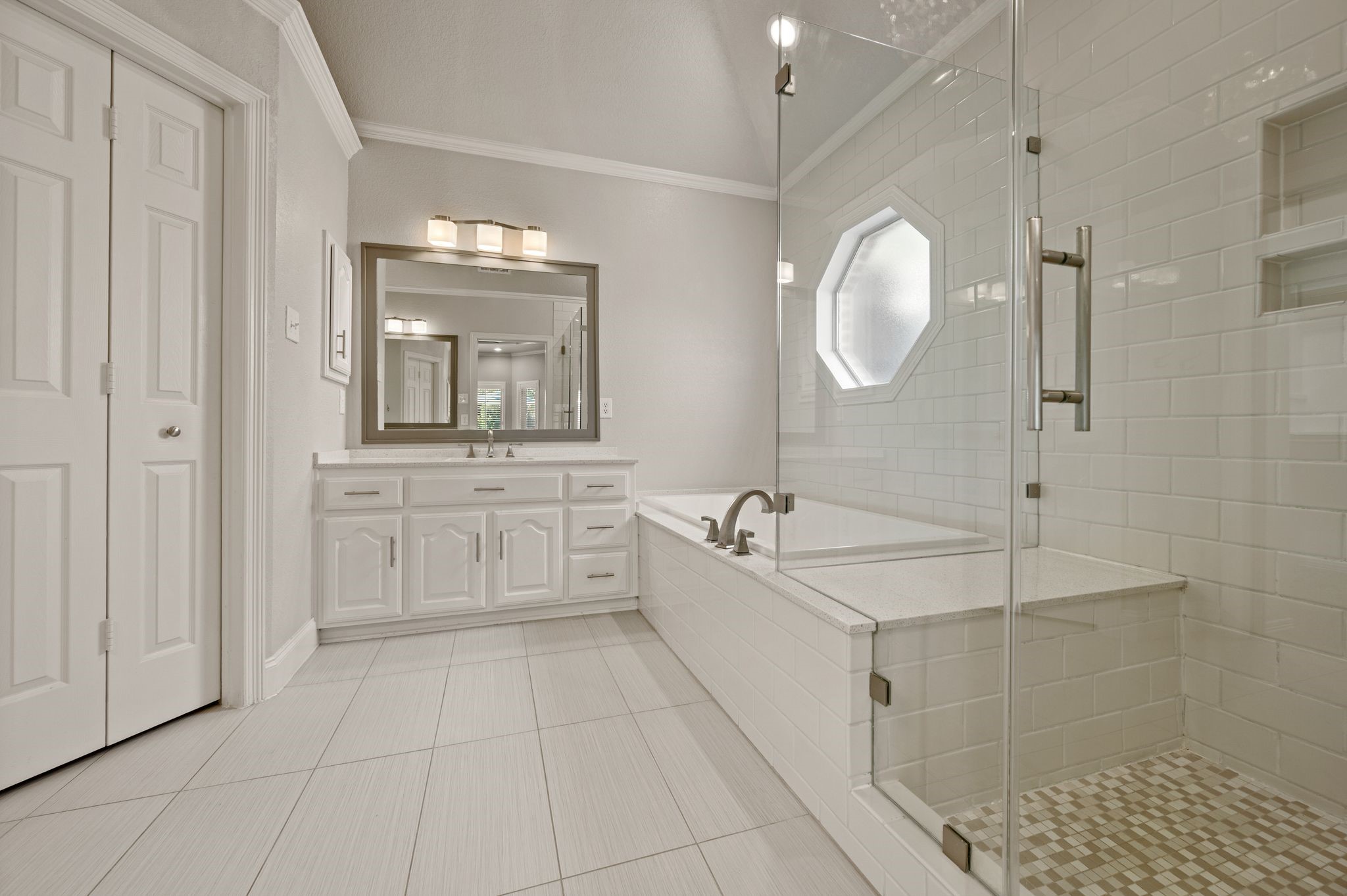 910 E Bethel School Road