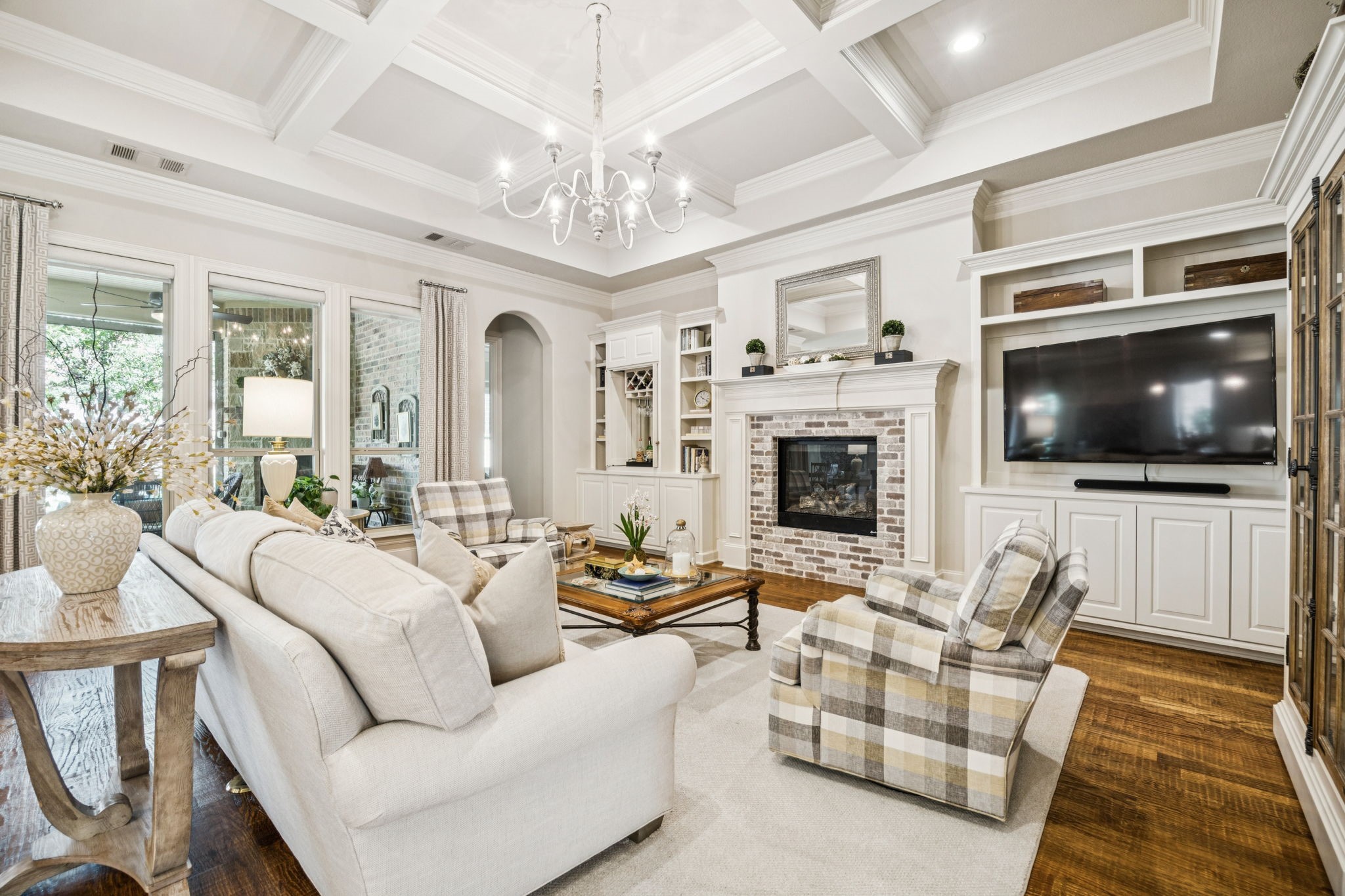 3912 Ivy Glen Court