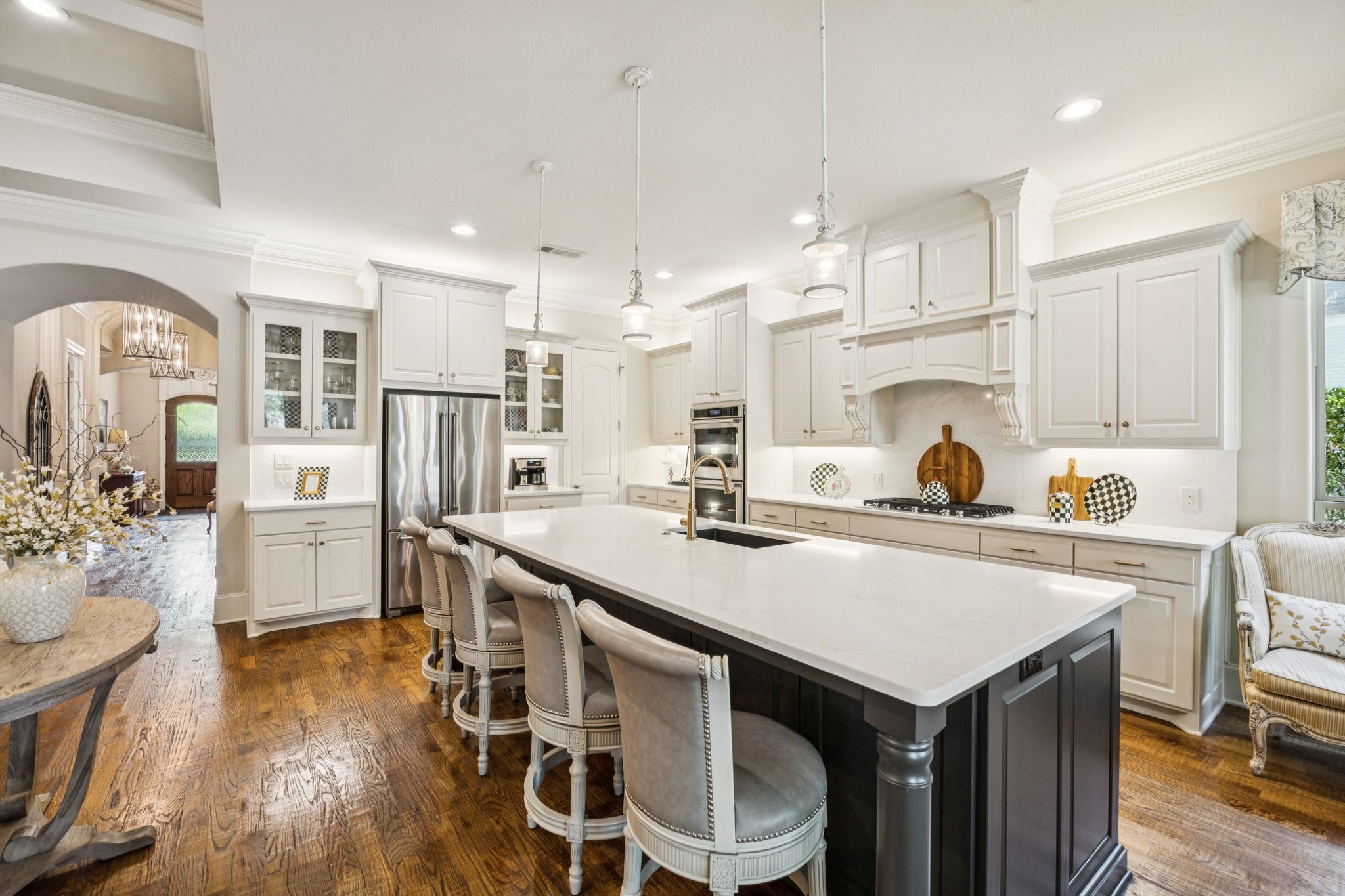 3912 Ivy Glen Court