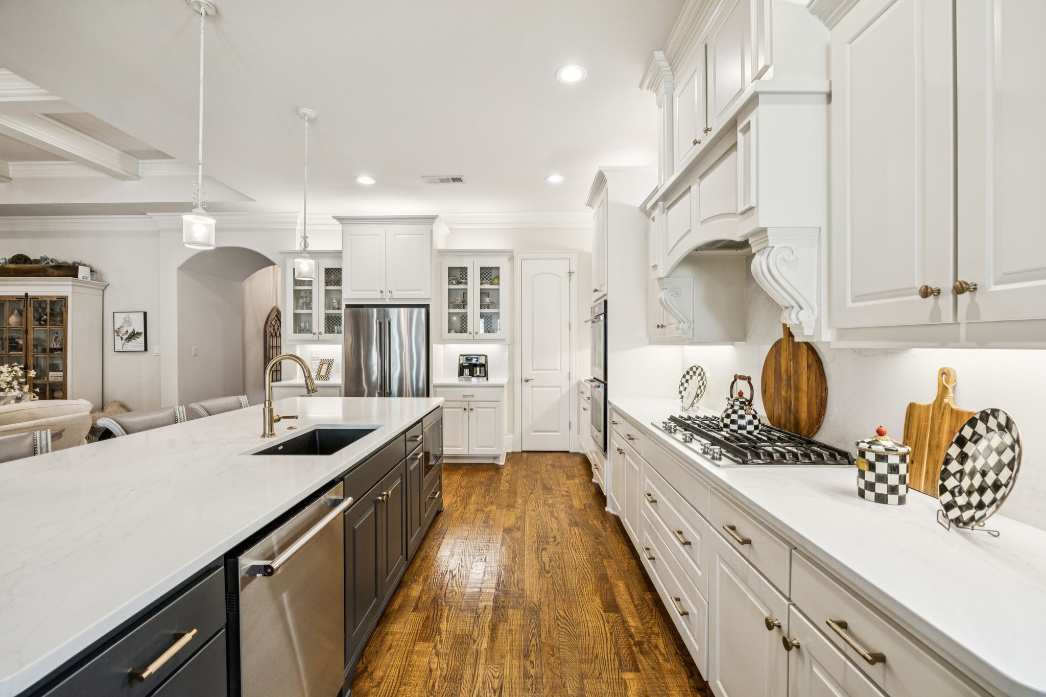 3912 Ivy Glen Court