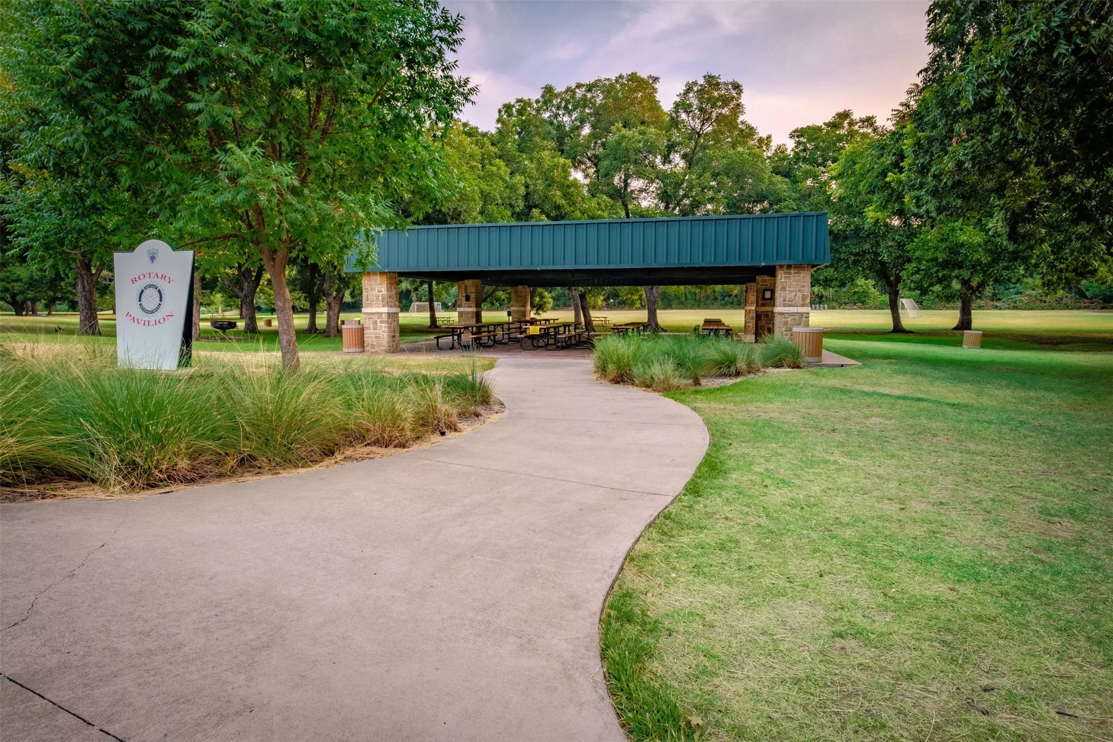 2533 Bear Haven Drive