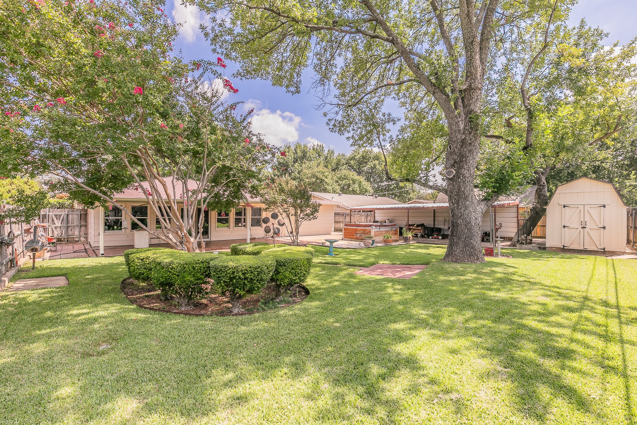 5828 Westcrest Drive W