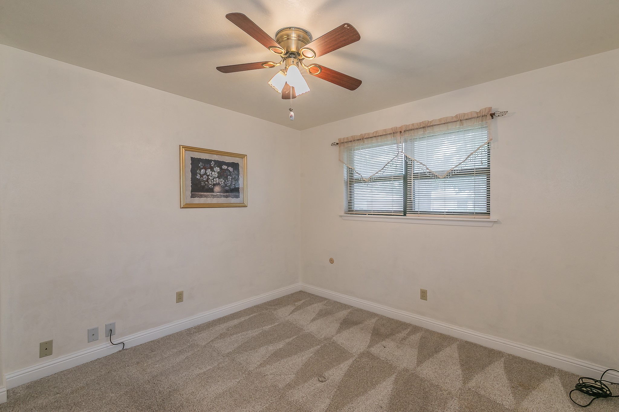 5828 Westcrest Drive W