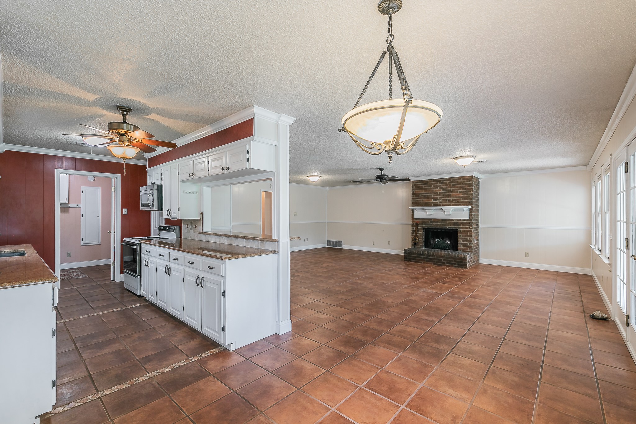 5828 Westcrest Drive W