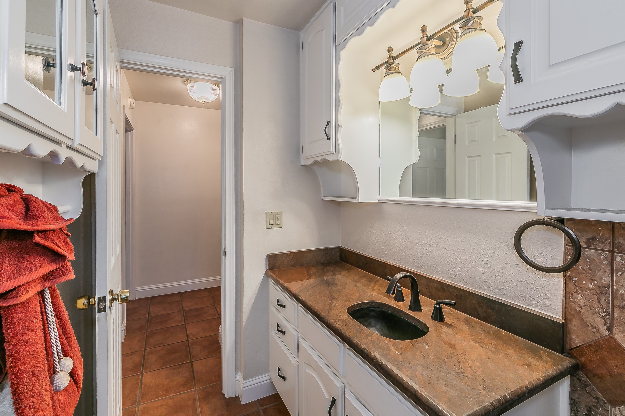 5828 Westcrest Drive W