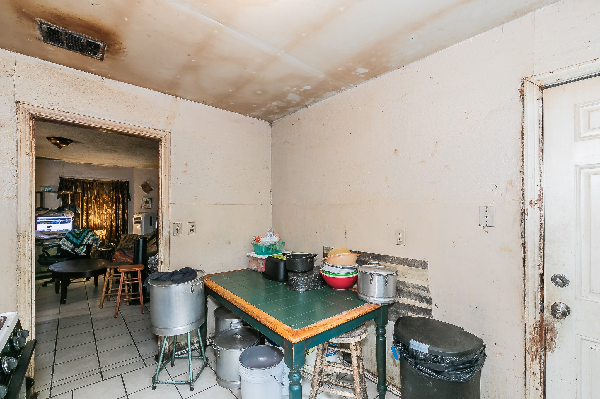 2100 N Riverside Drive