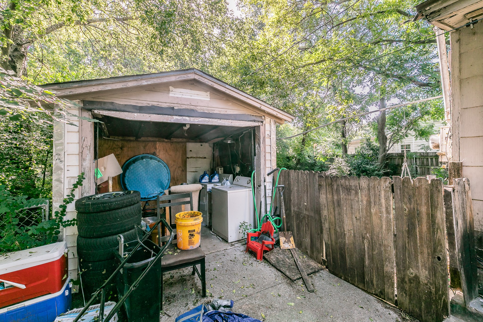 2100 N Riverside Drive