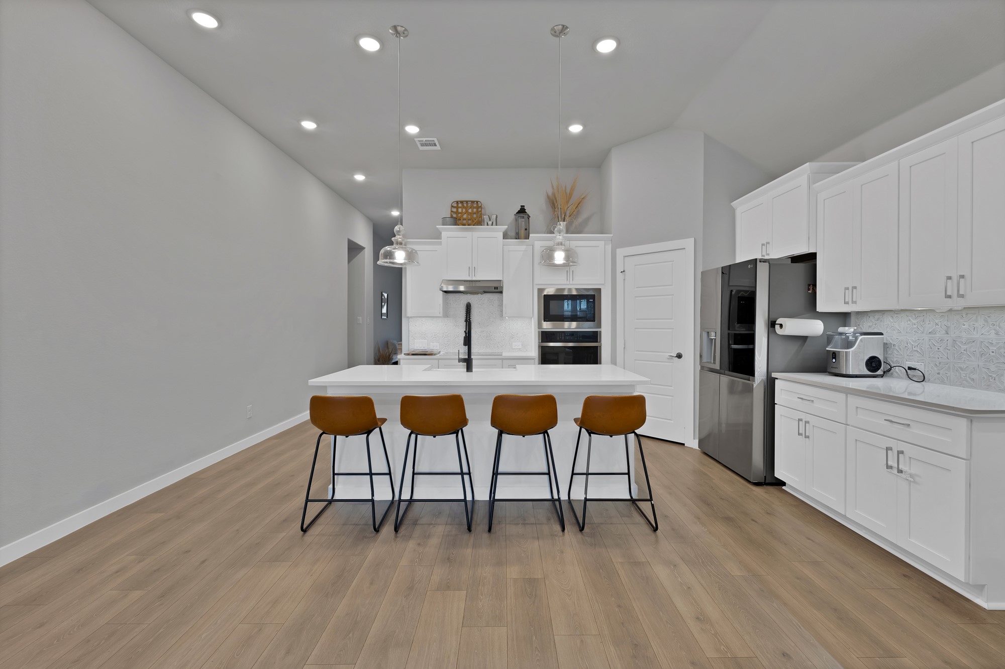 1373 Silverthorn Trail