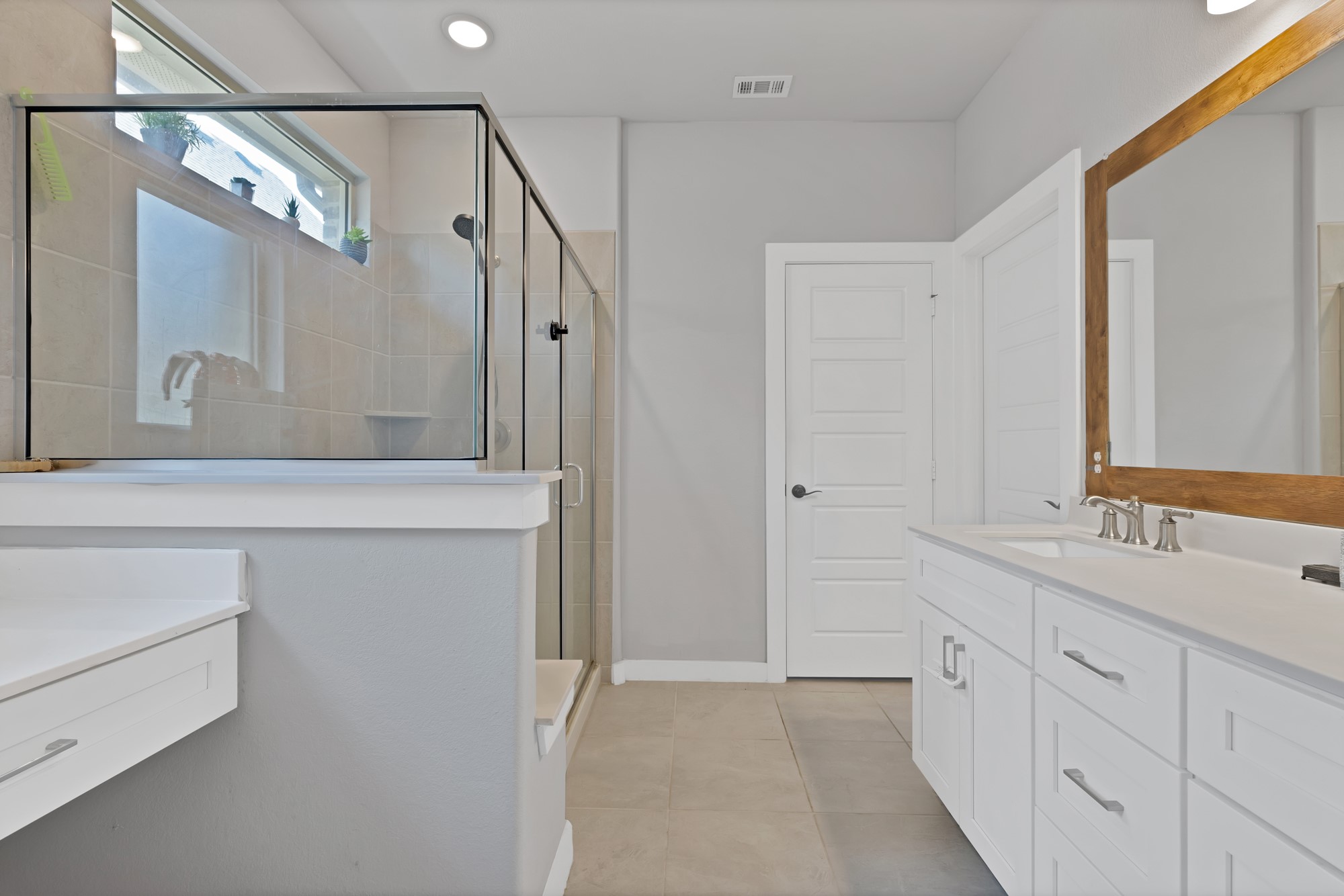 1373 Silverthorn Trail