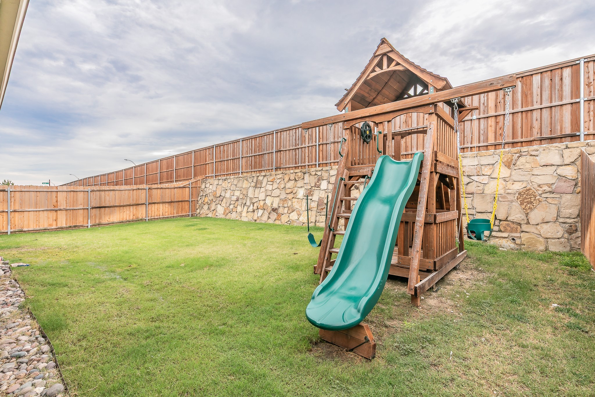 213 Gill Point Lane