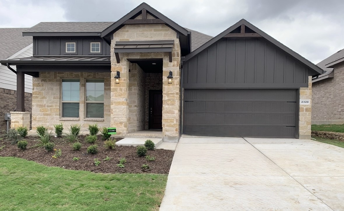 2320 Shorthorn Drive