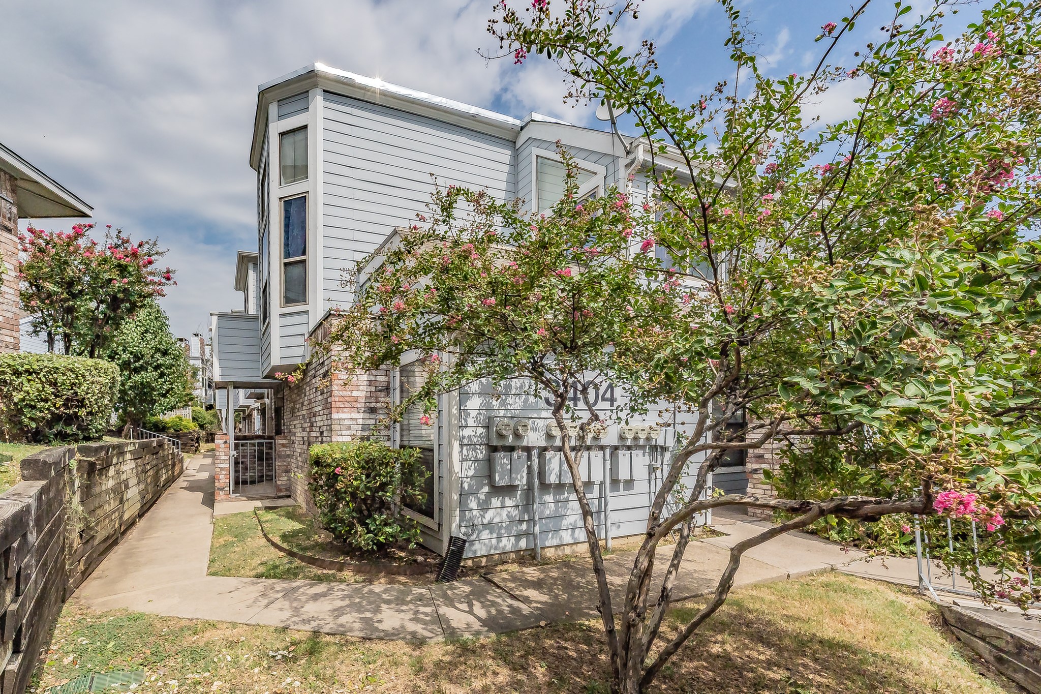 3404 Country Club Drive W 162