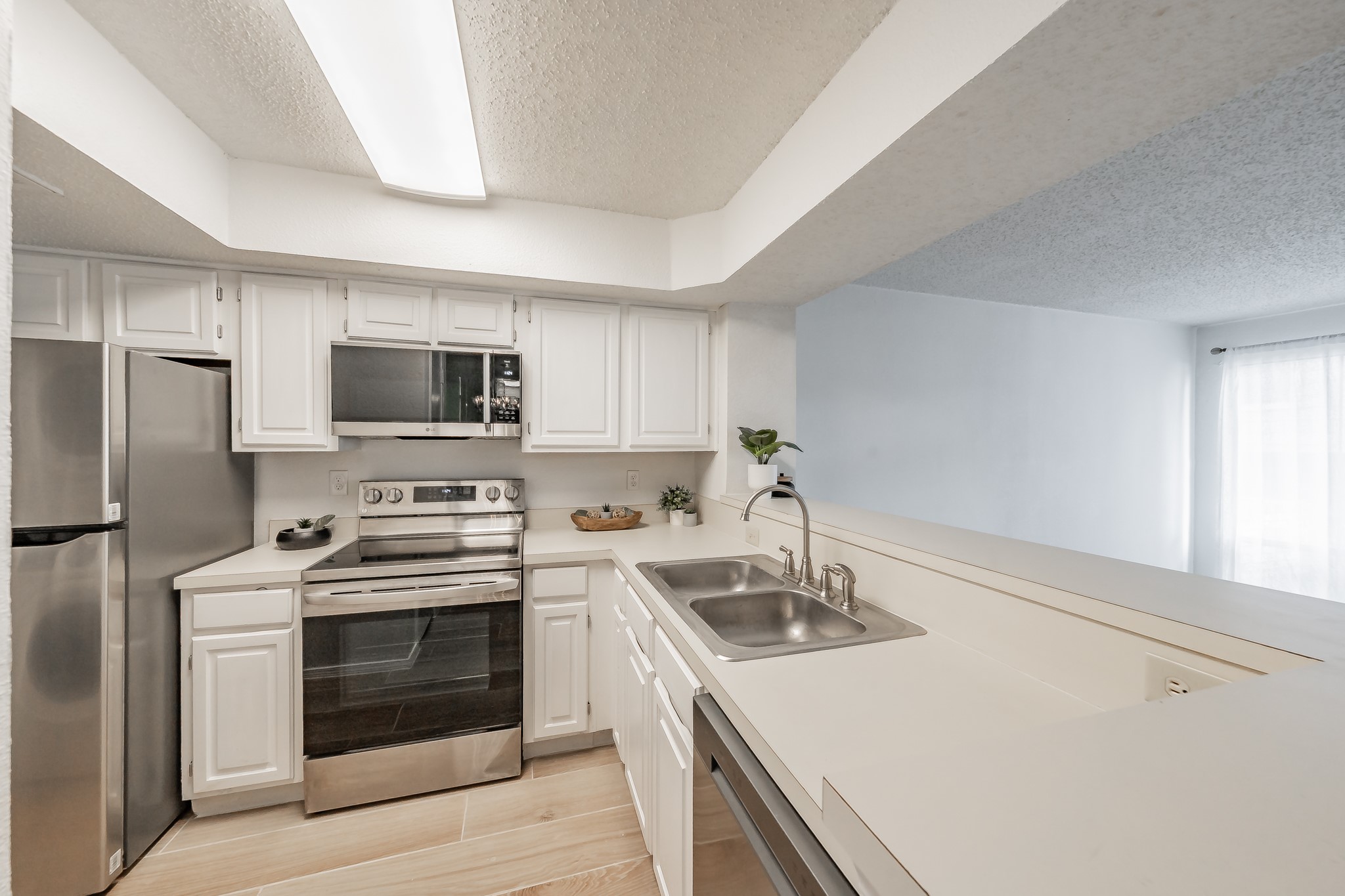 3404 Country Club Drive W 162