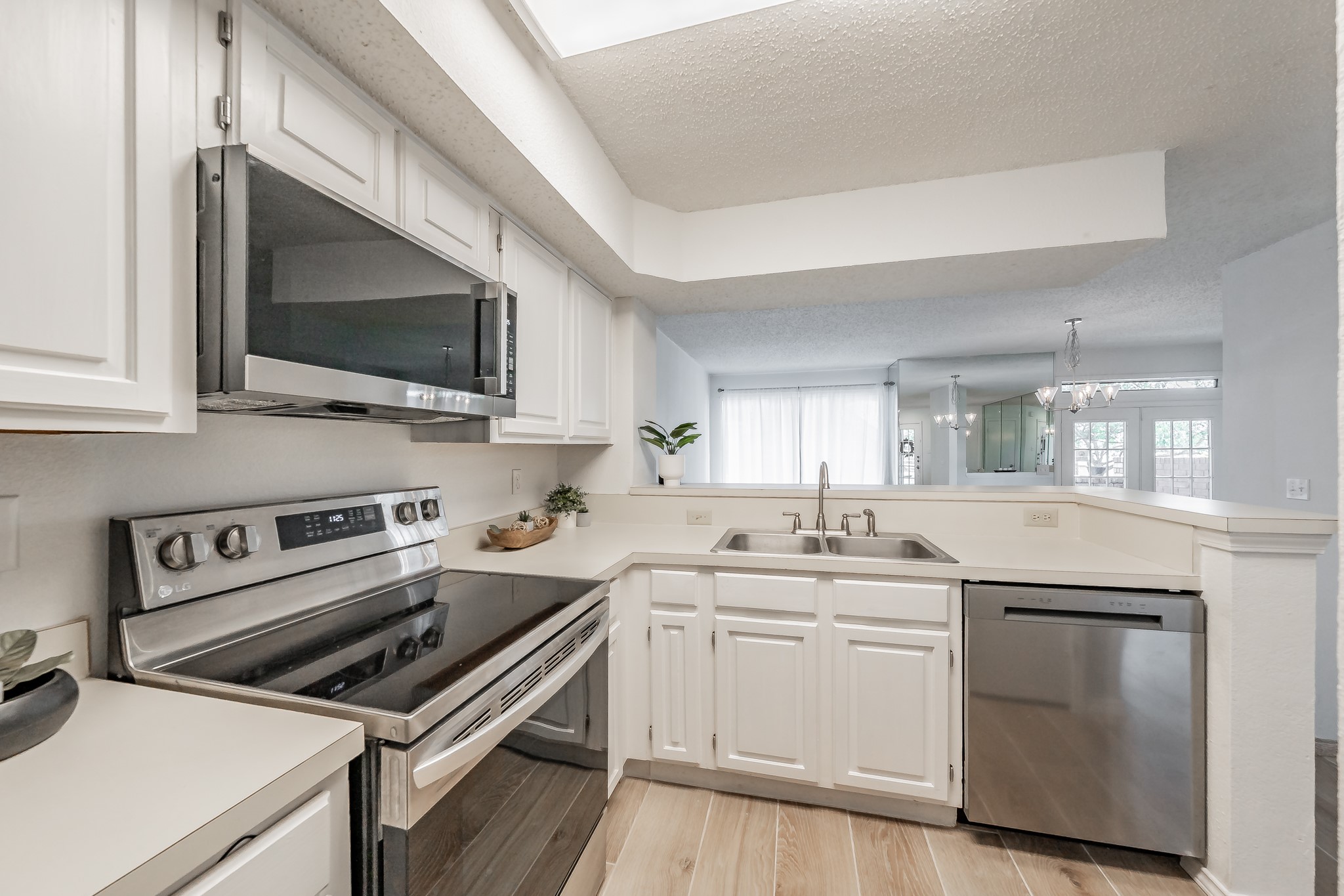 3404 Country Club Drive W 162