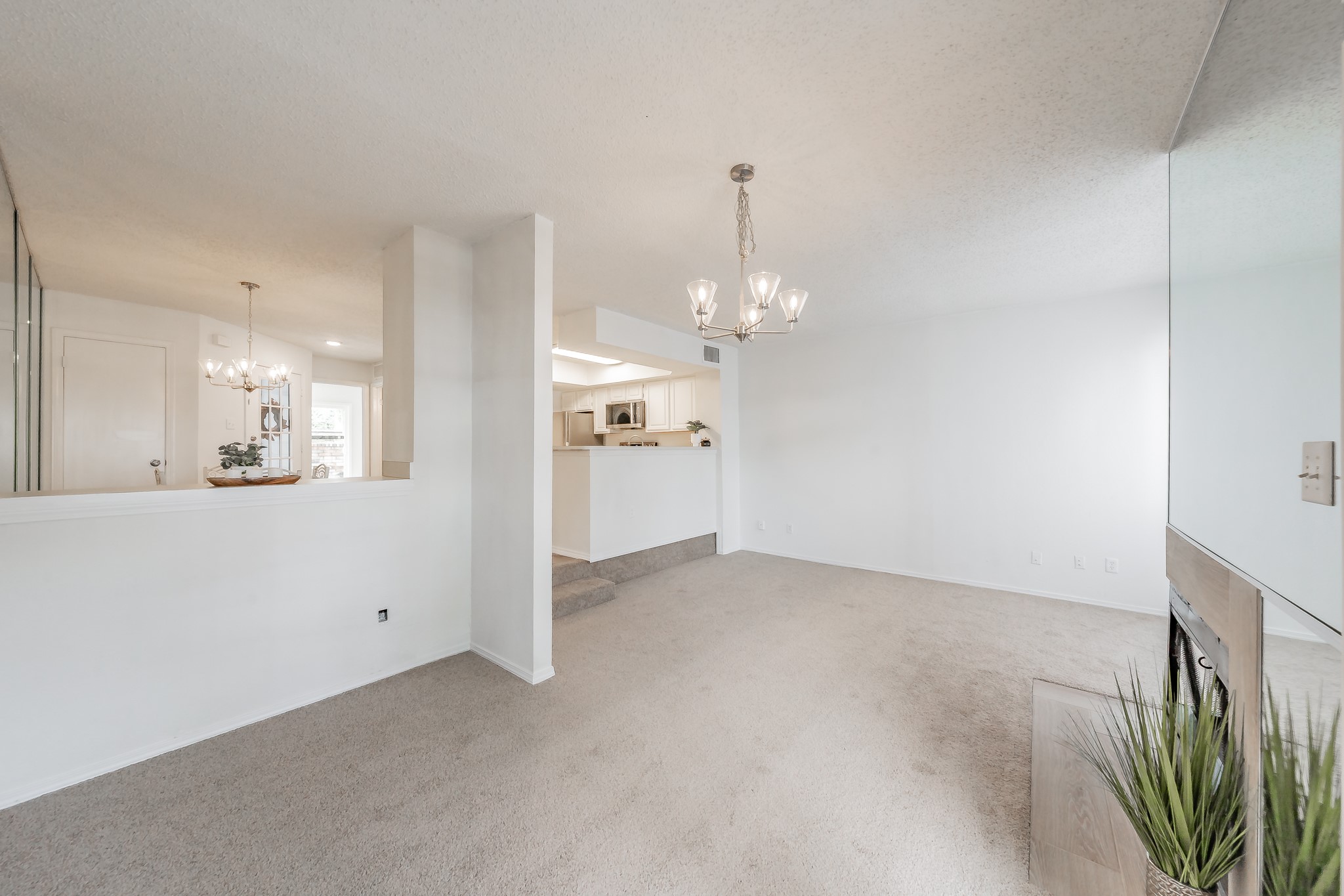 3404 Country Club Drive W 162