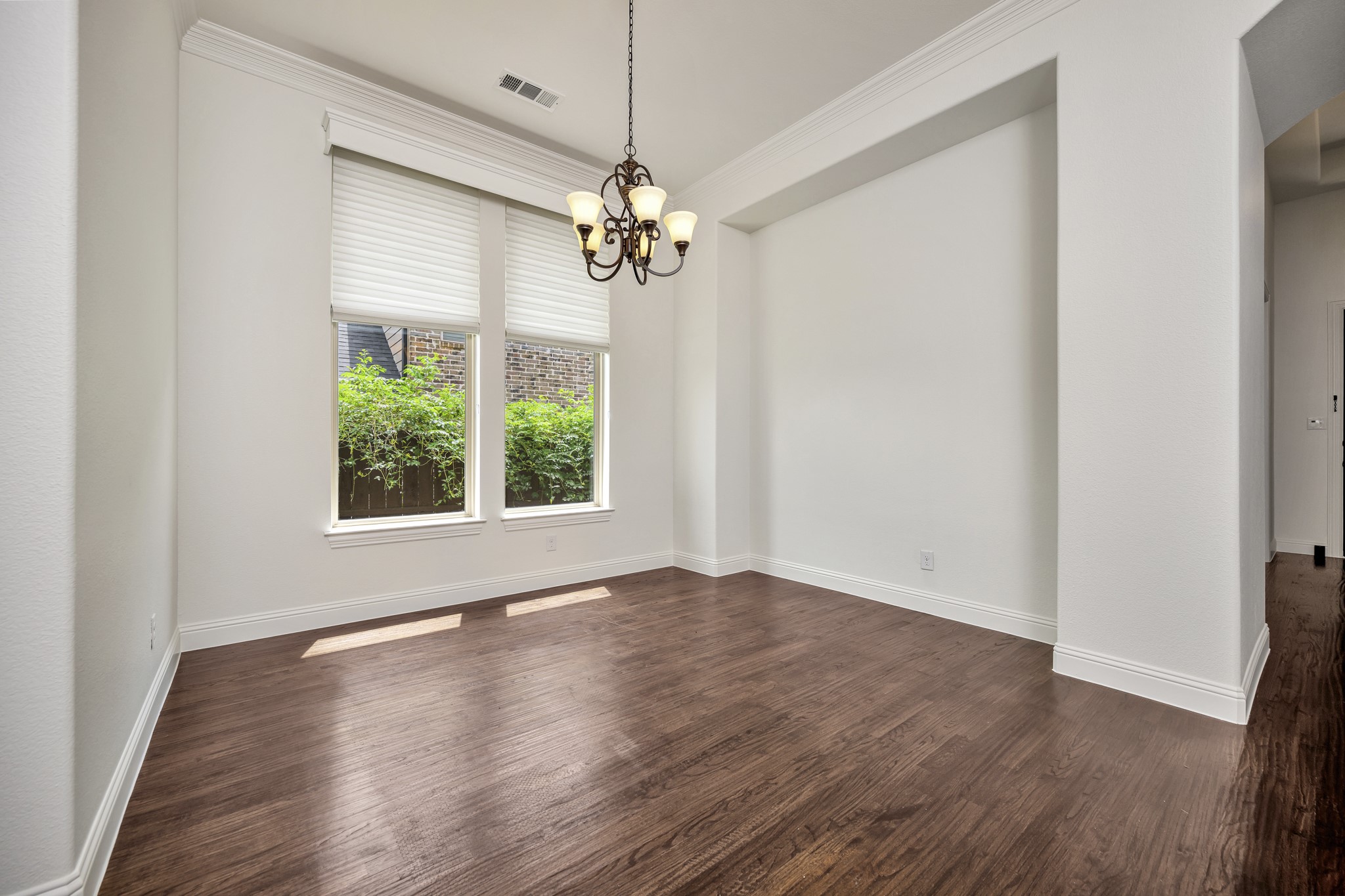 912 Champions Court