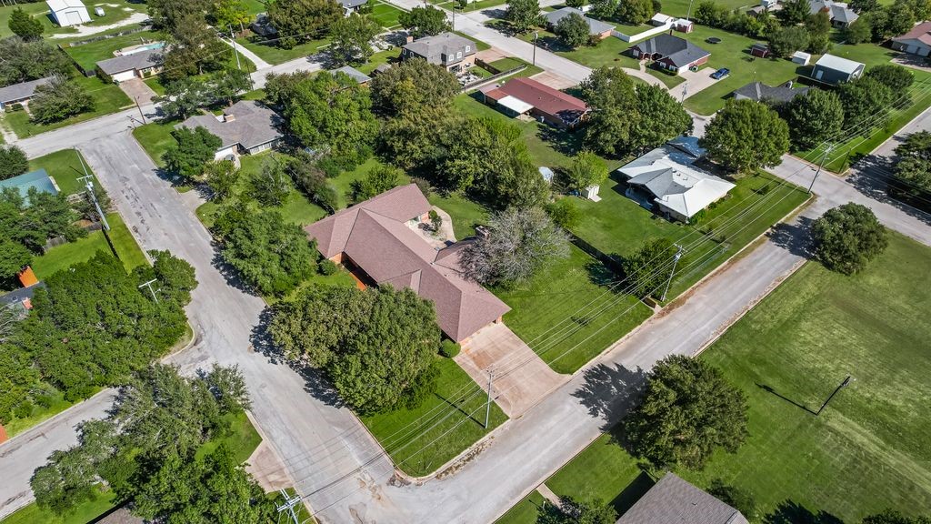 901 Spears Street