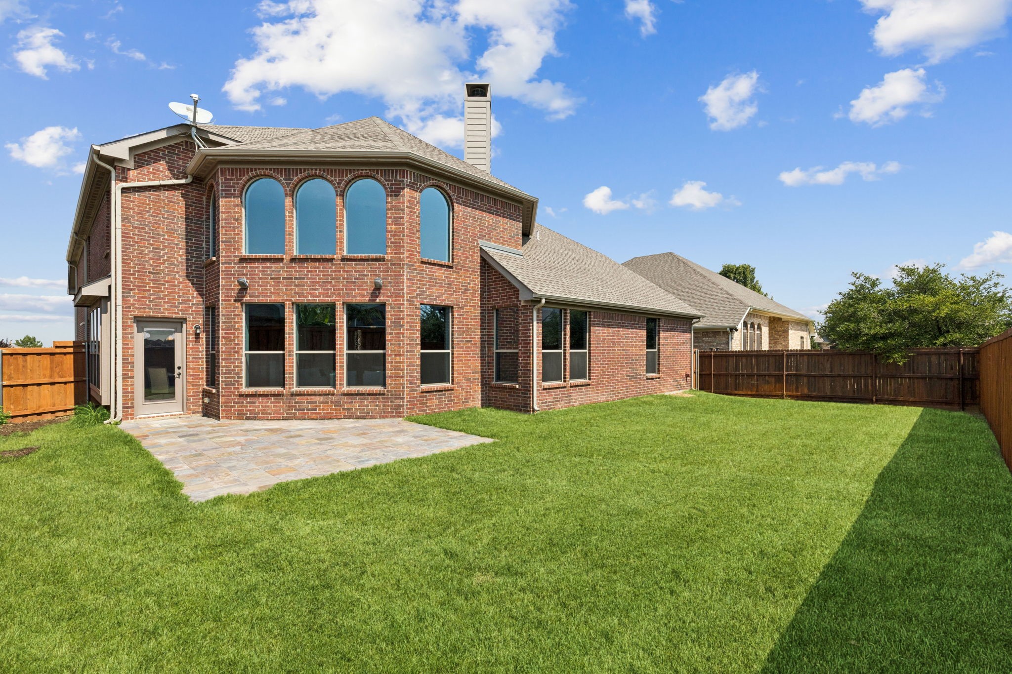 552 Royal Glade Drive