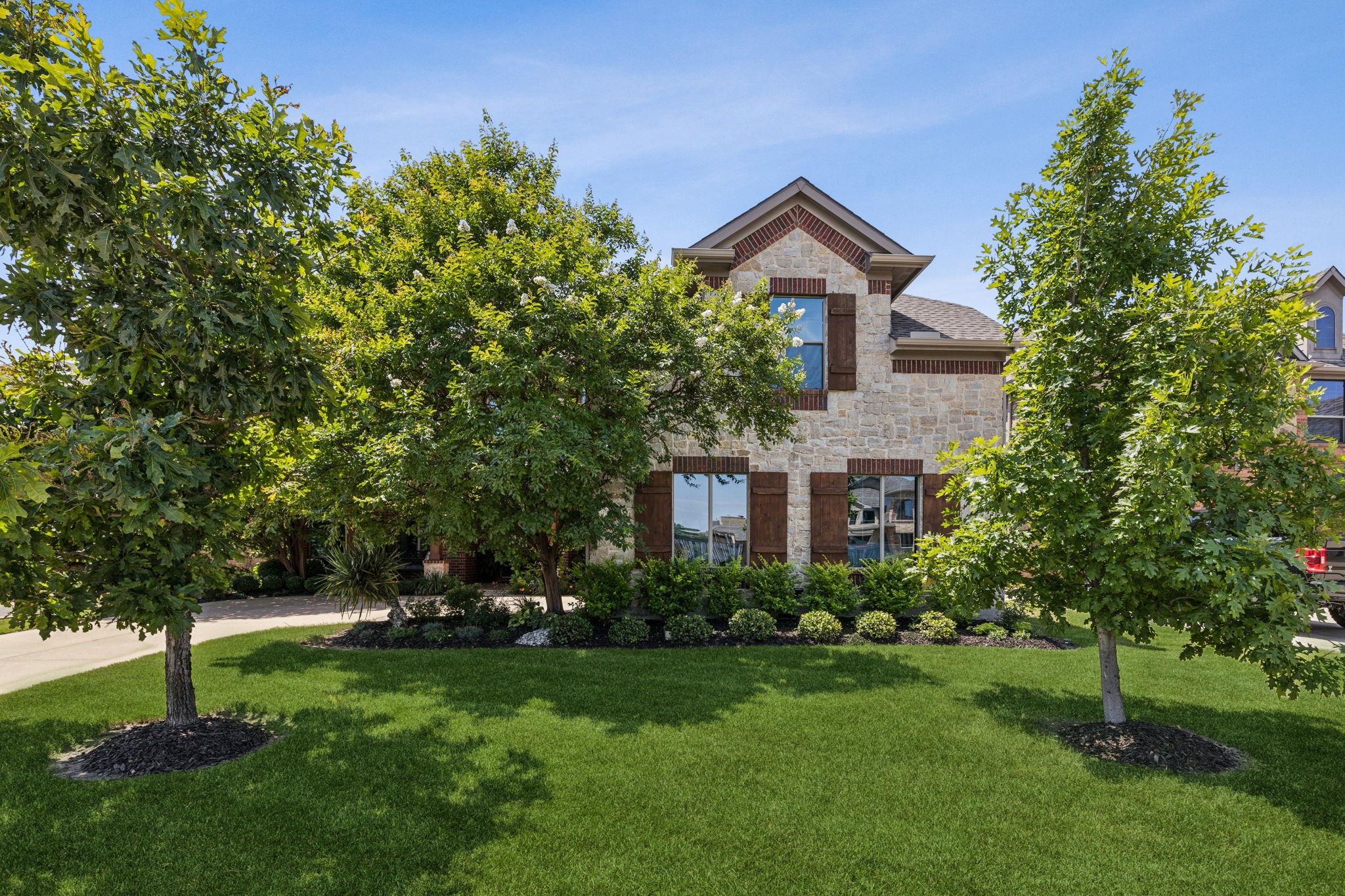 552 Royal Glade Drive