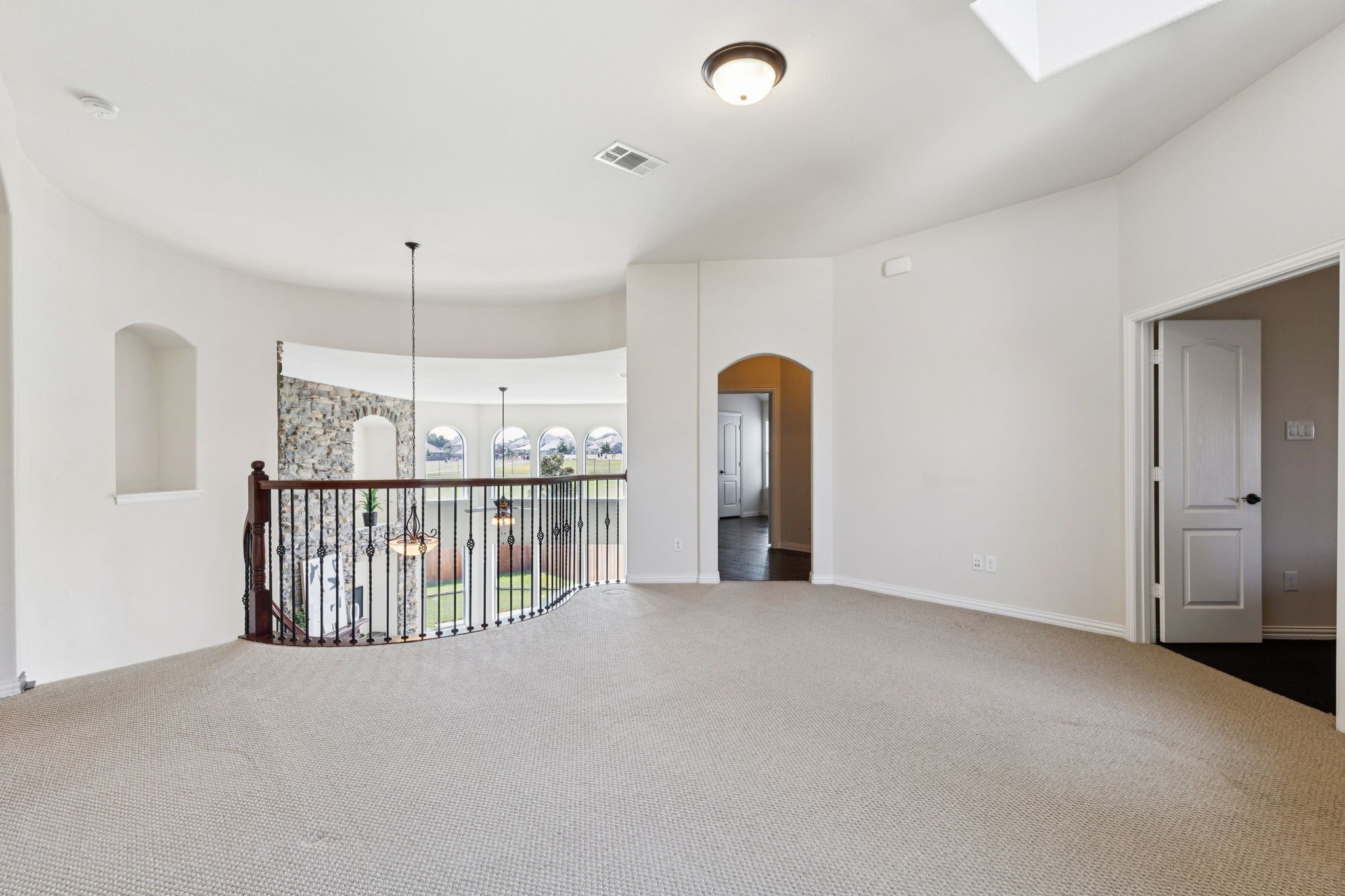 552 Royal Glade Drive