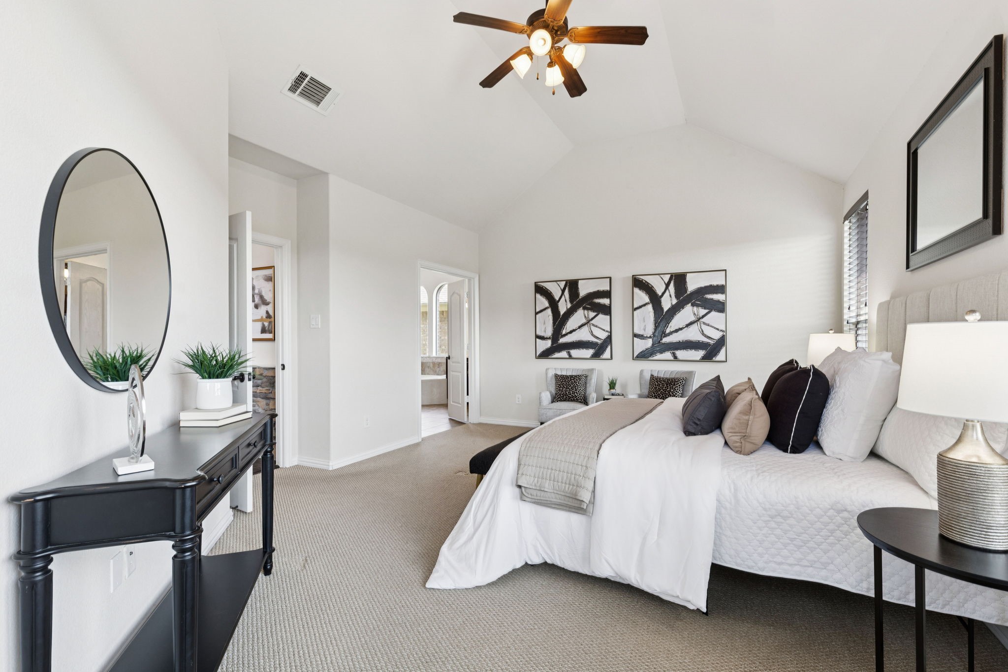 552 Royal Glade Drive