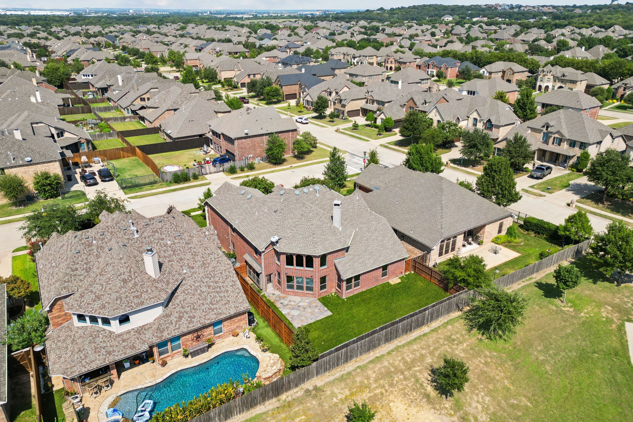 552 Royal Glade Drive