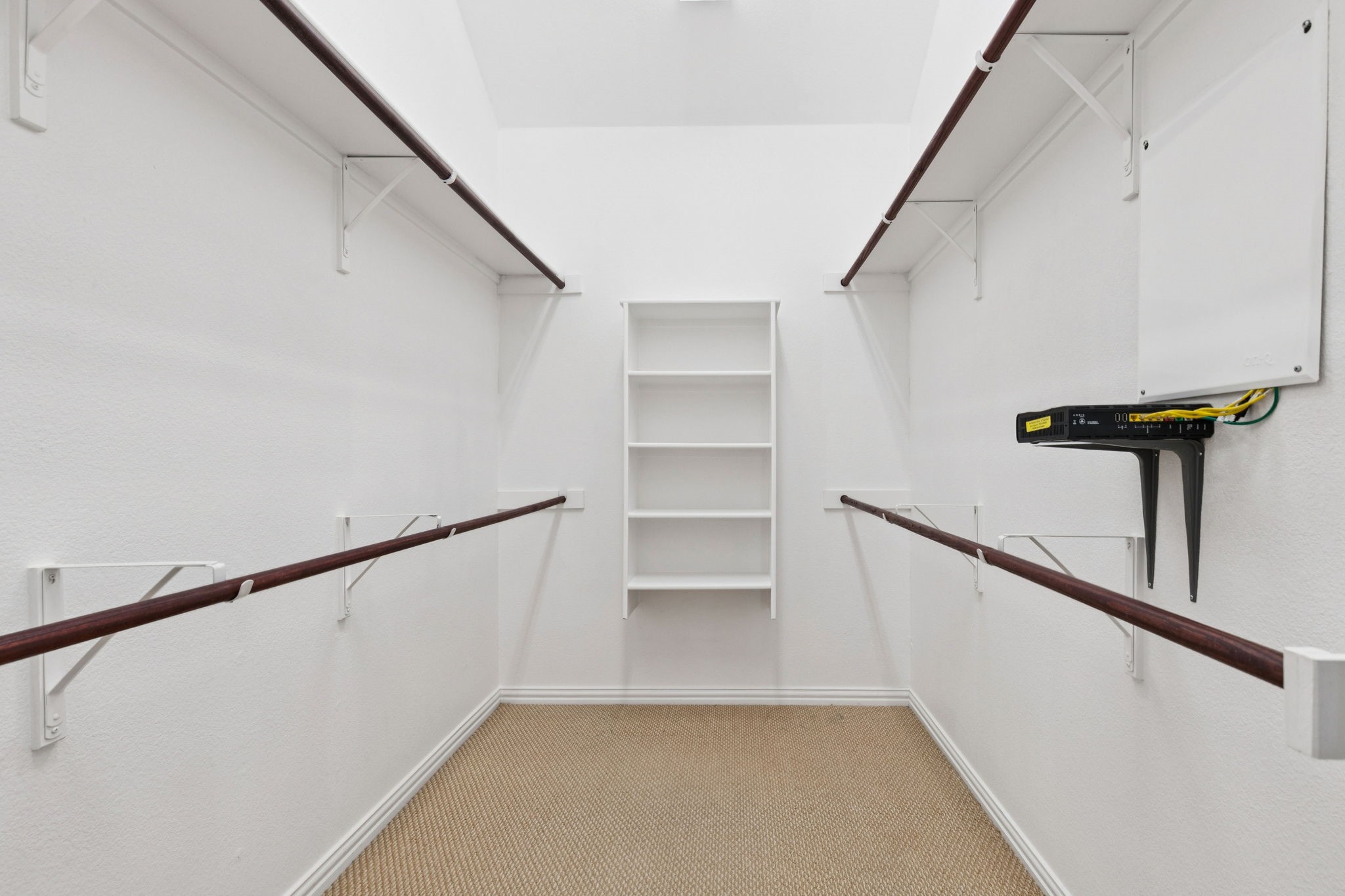 552 Royal Glade Drive