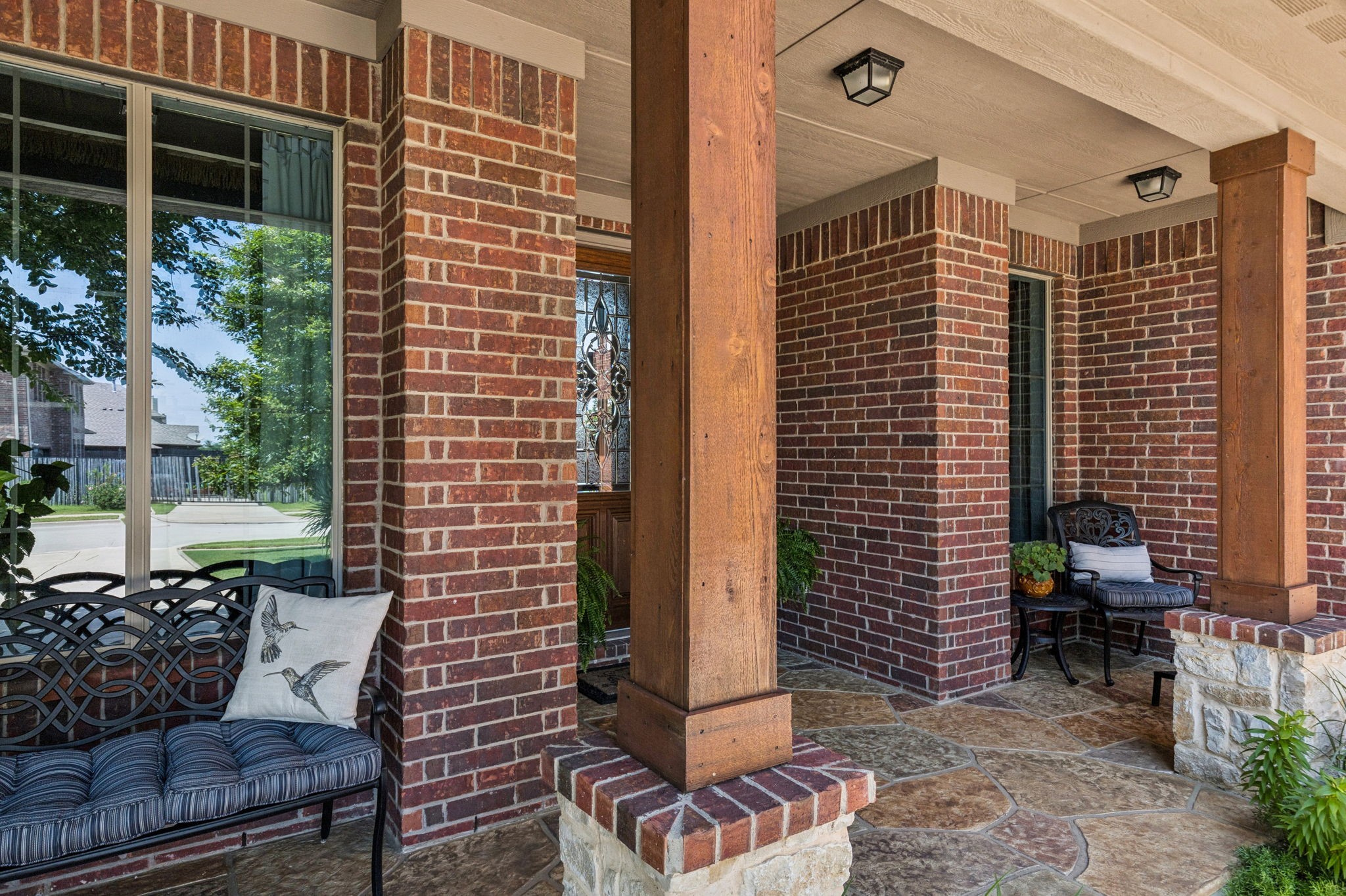 552 Royal Glade Drive