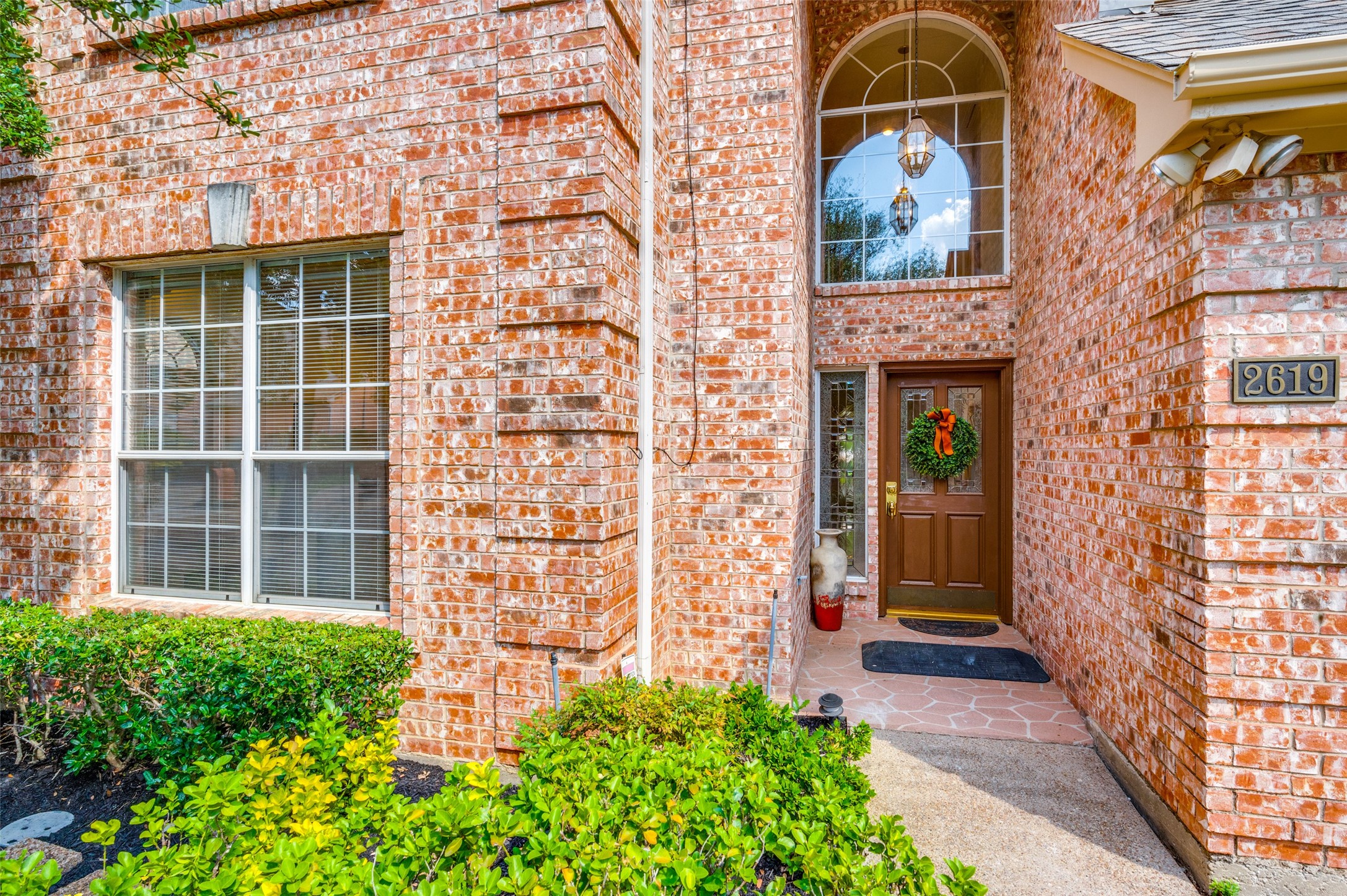 2619 Hidden Ridge Drive