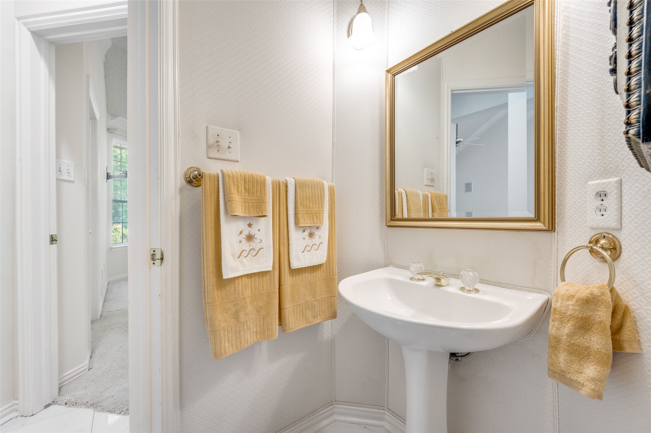 2619 Hidden Ridge Drive