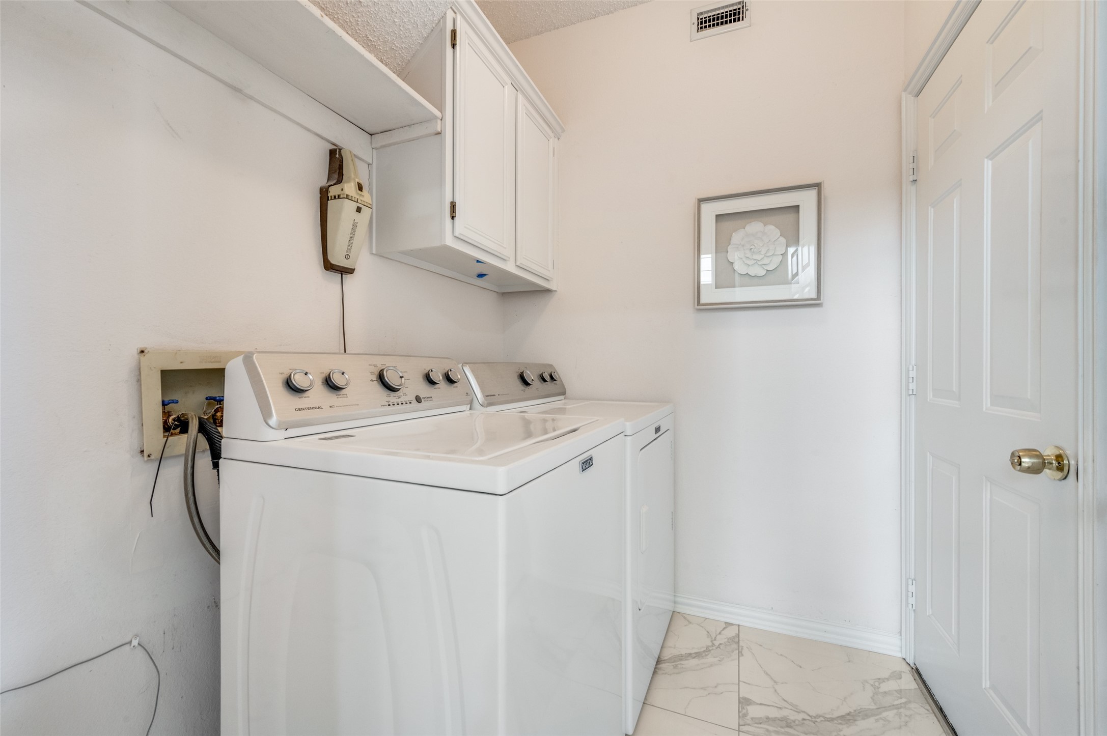 2619 Hidden Ridge Drive