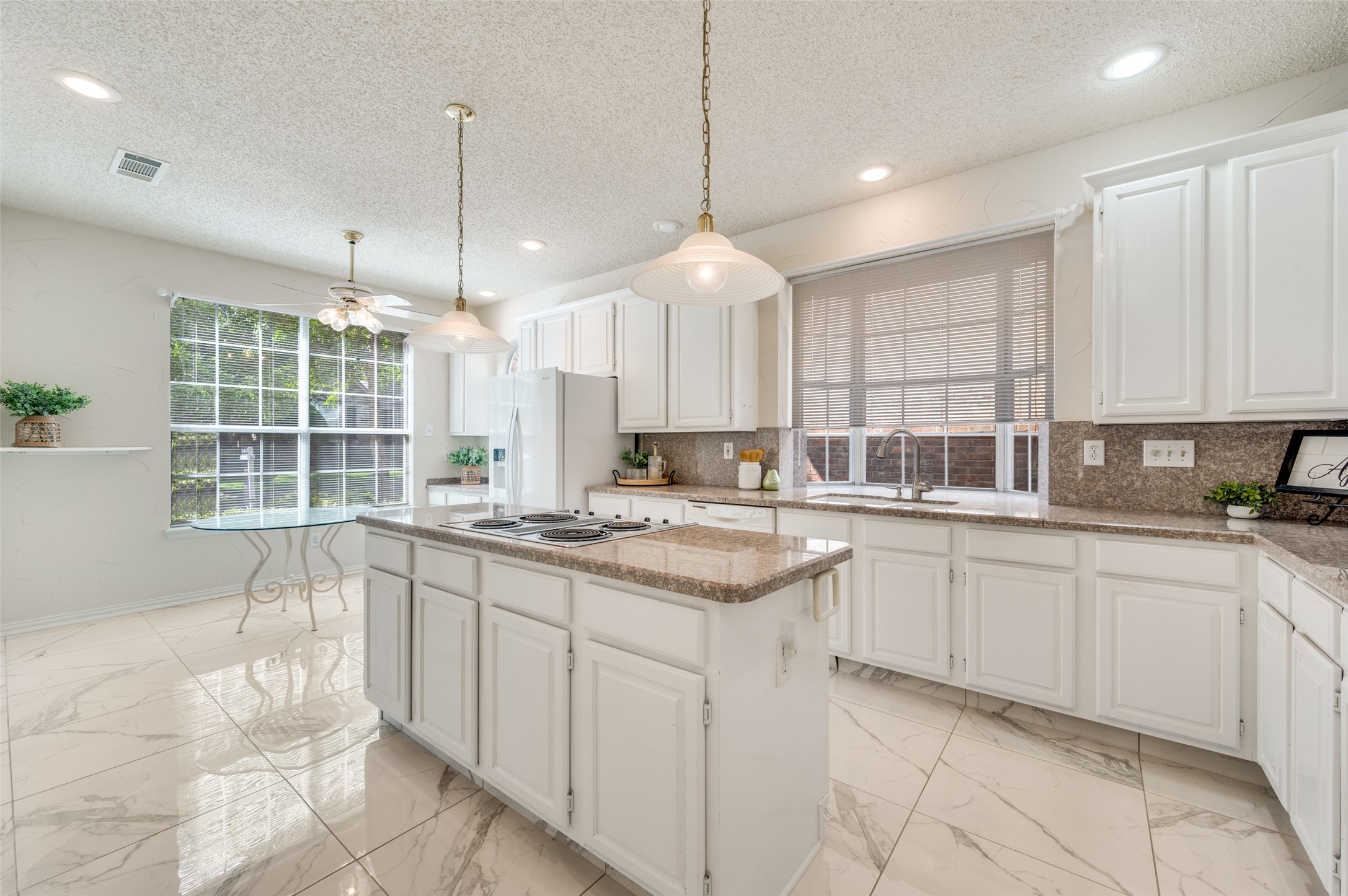 2619 Hidden Ridge Drive