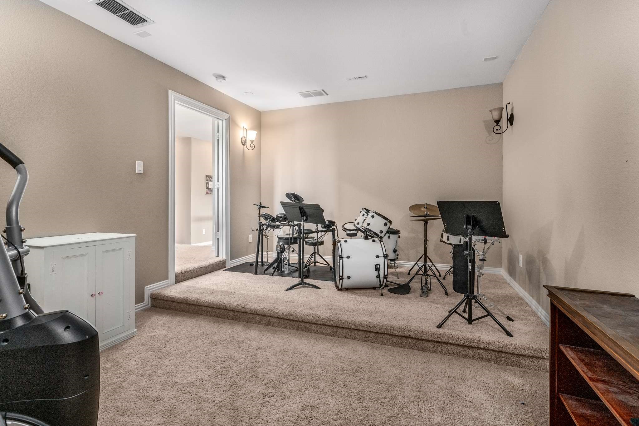 2825 Macquarie Street