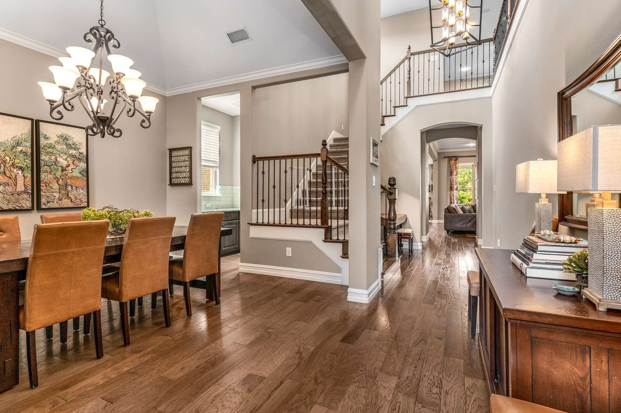 2825 Macquarie Street