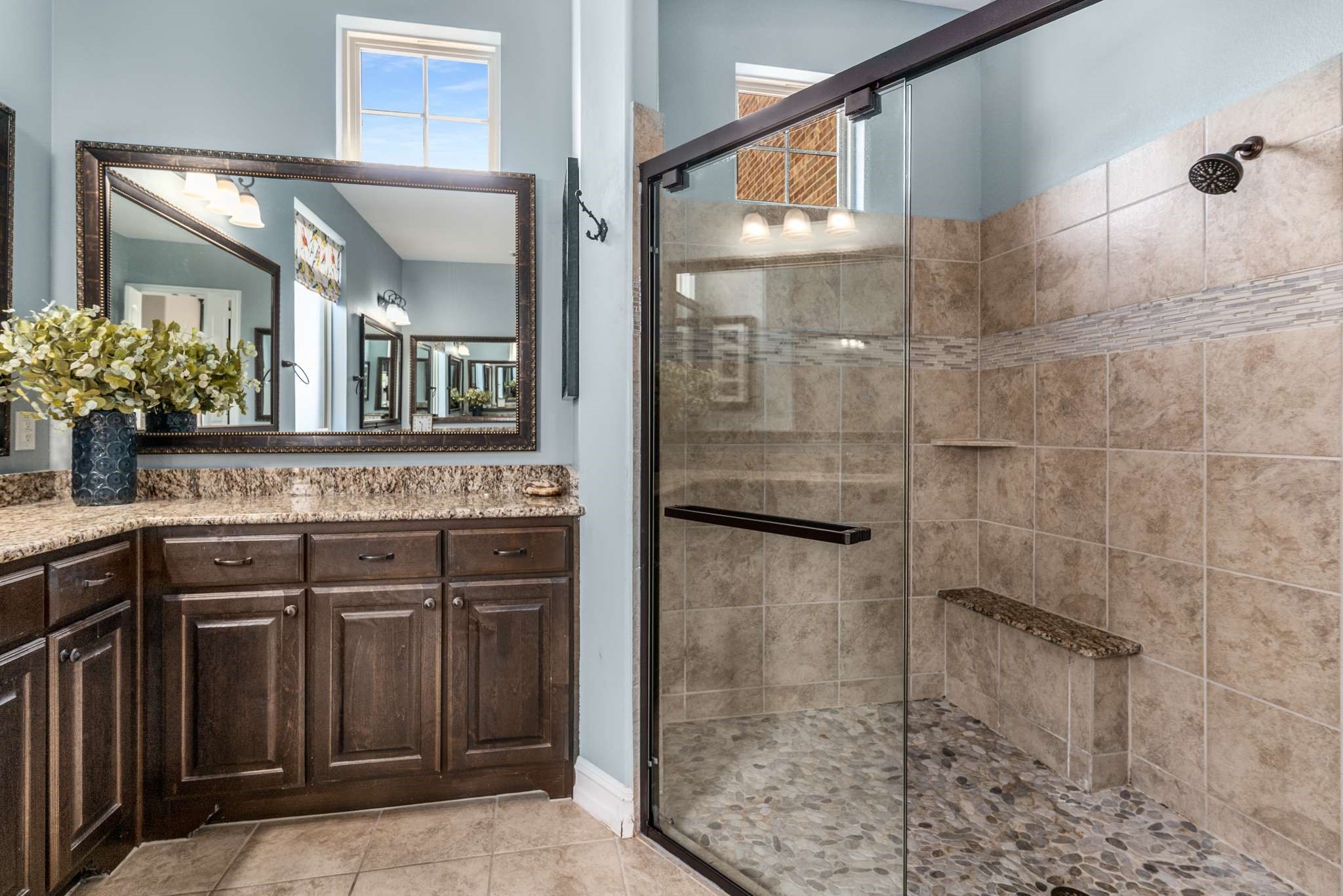 2825 Macquarie Street