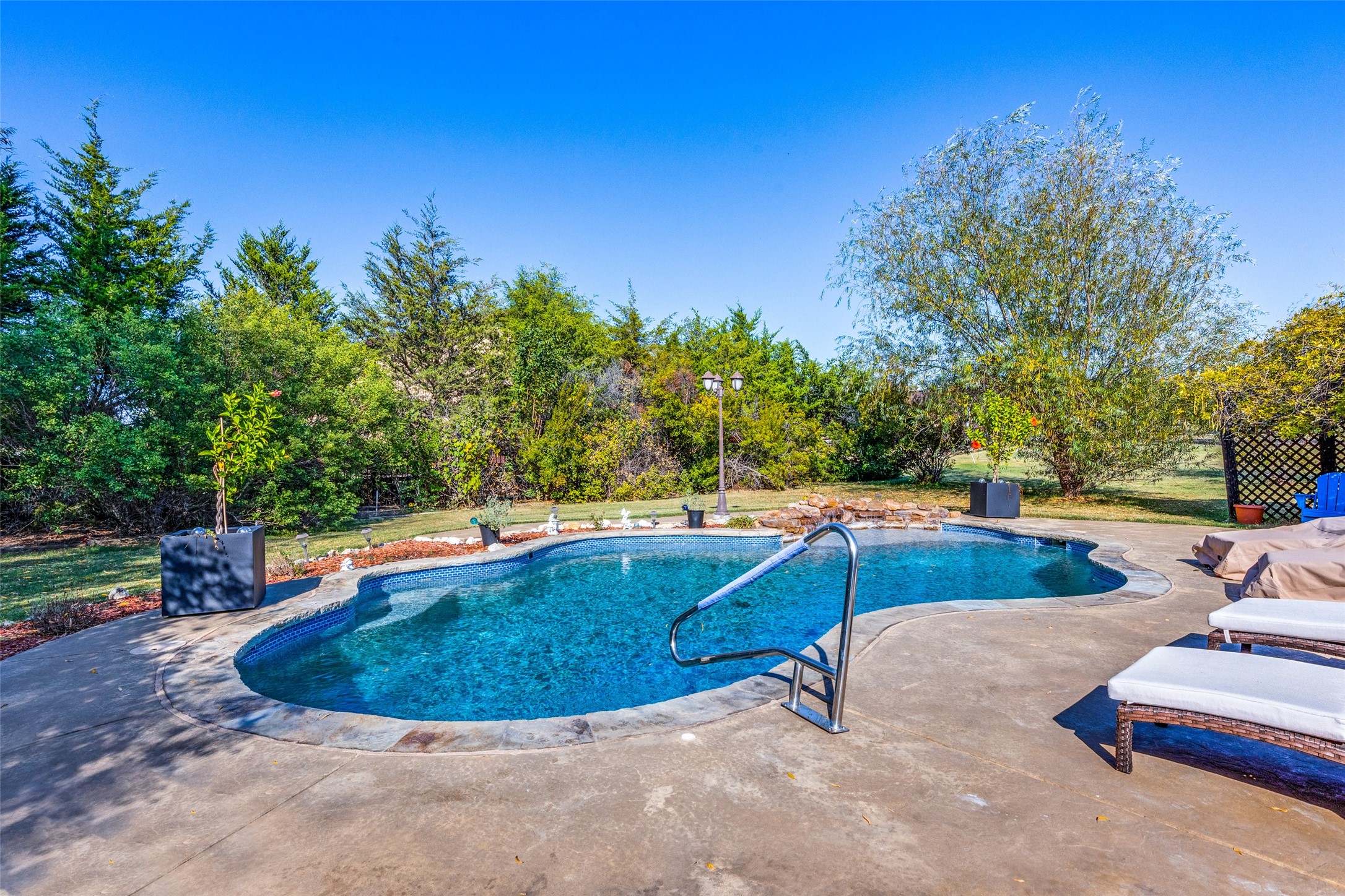 13861 James Ranch Court