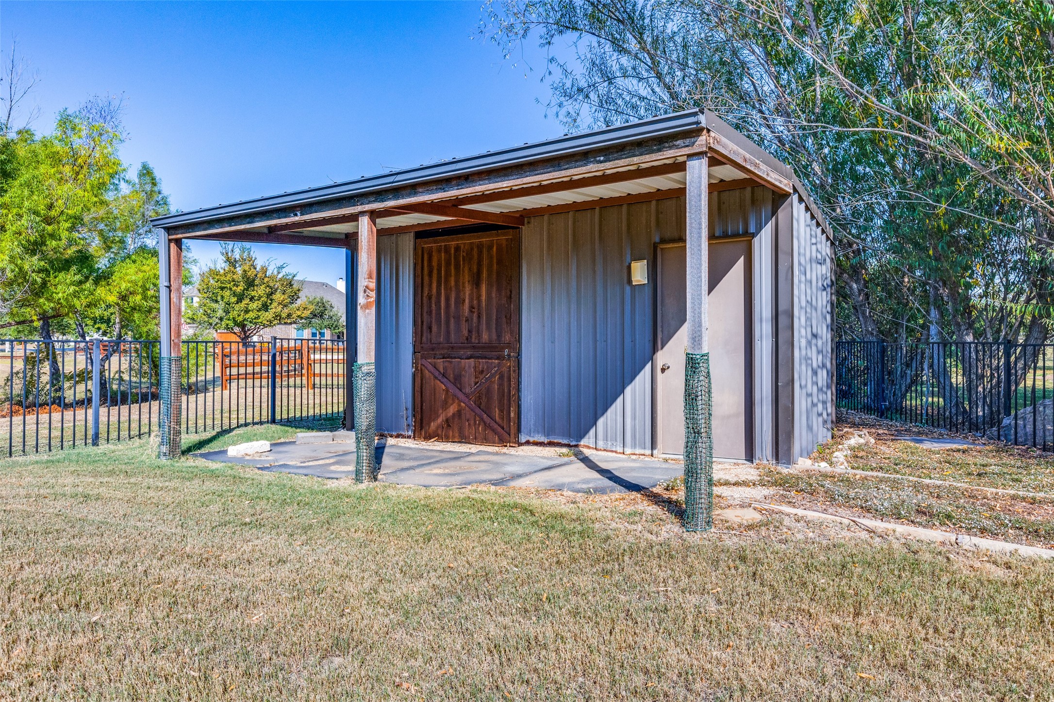 13861 James Ranch Court