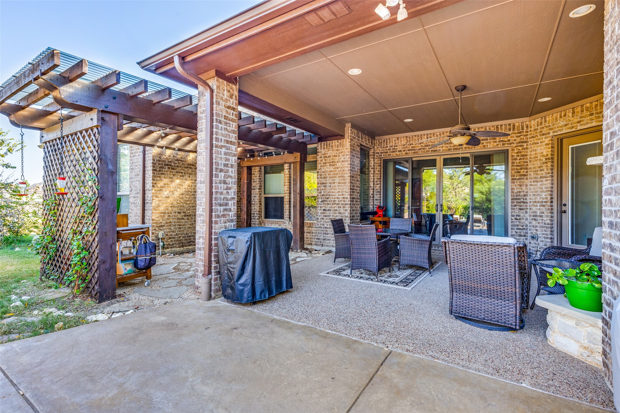 13861 James Ranch Court