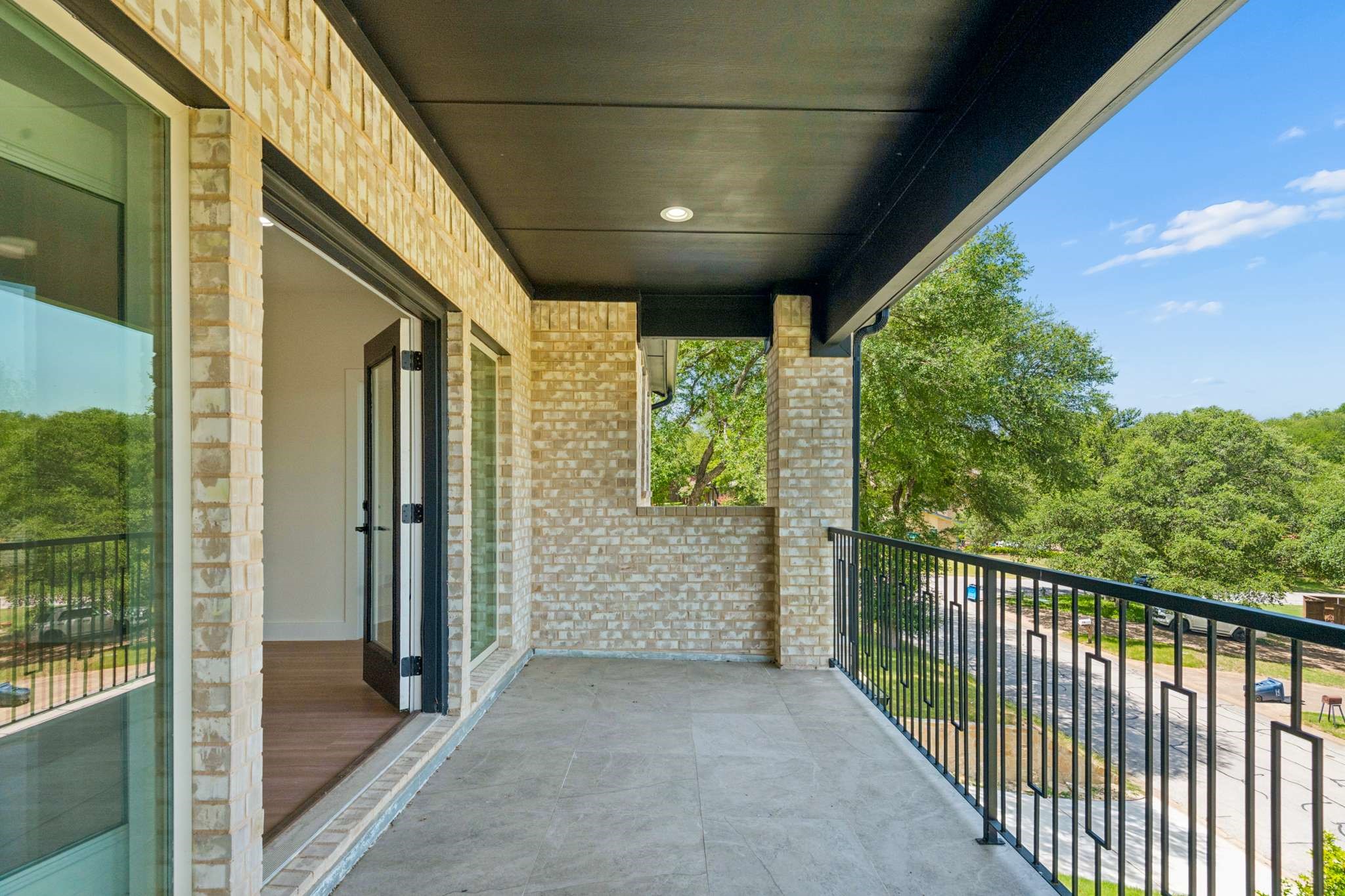 9008 Crosswind Drive