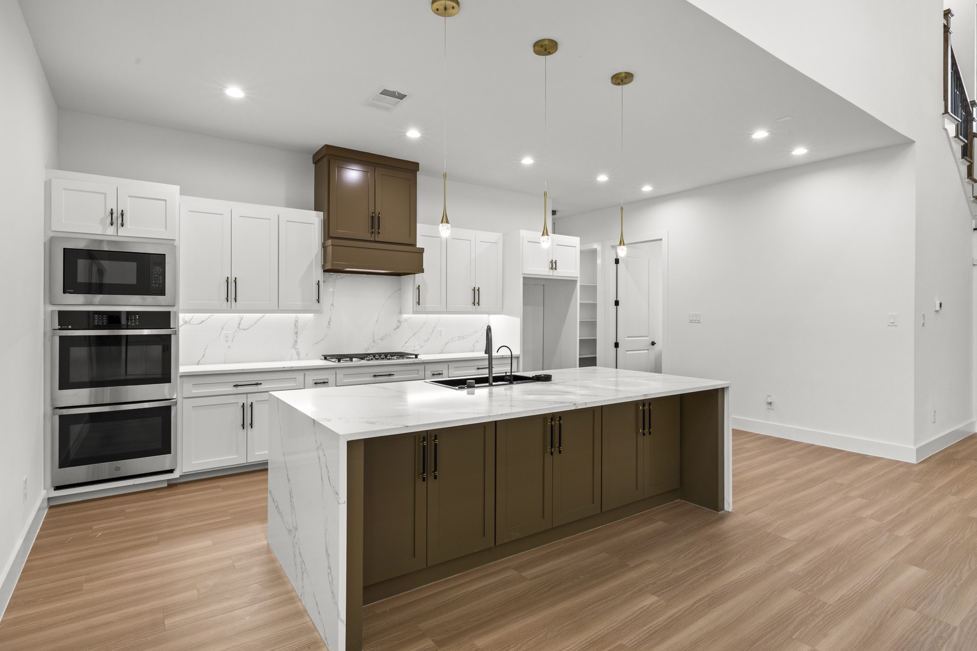 9008 Crosswind Drive