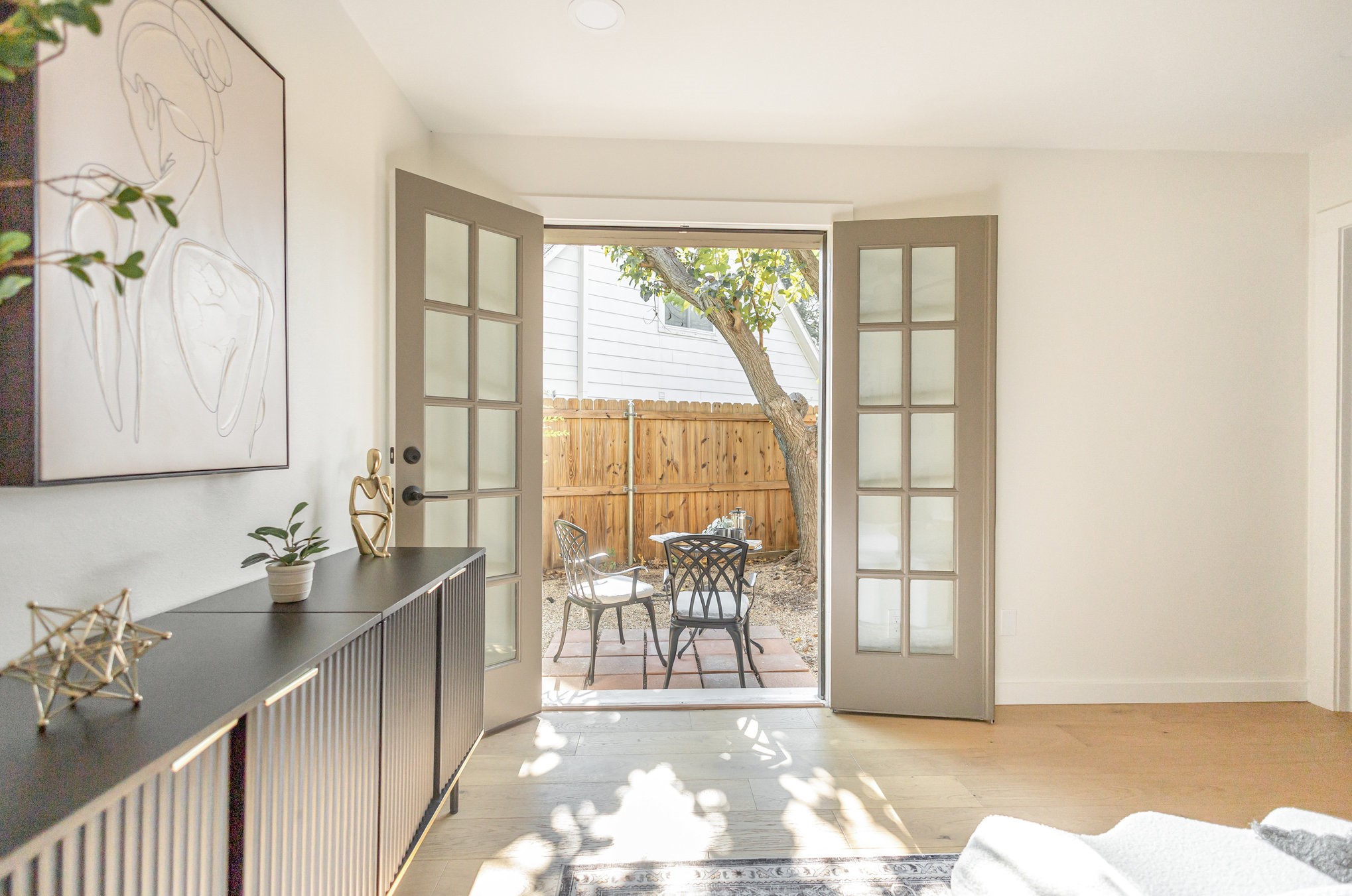 432 Pleasant Valley Lane