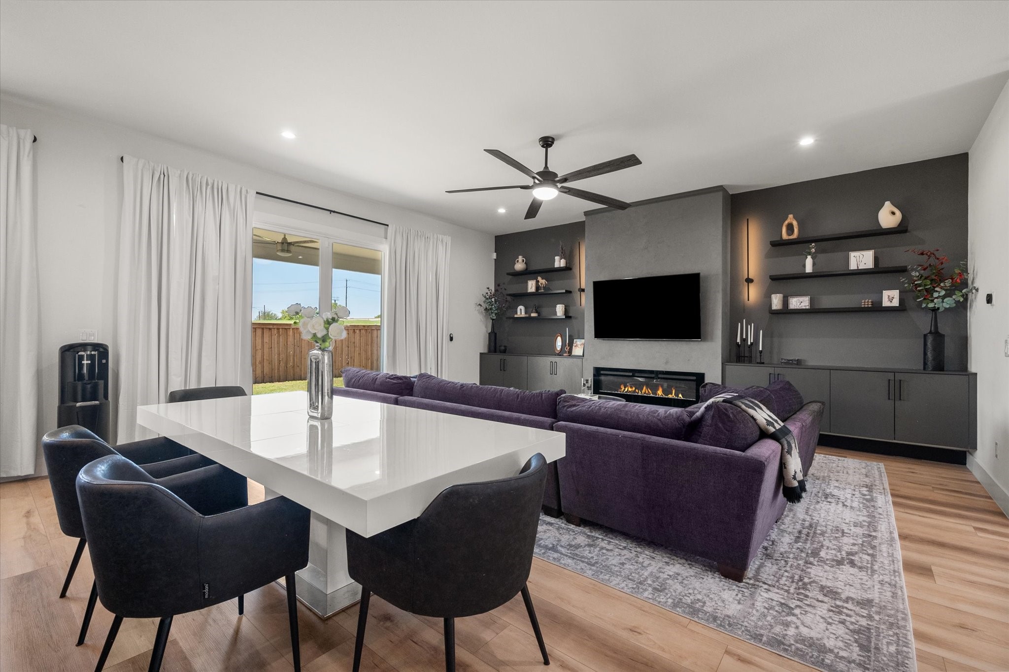 4029 Ivanhoe Lane