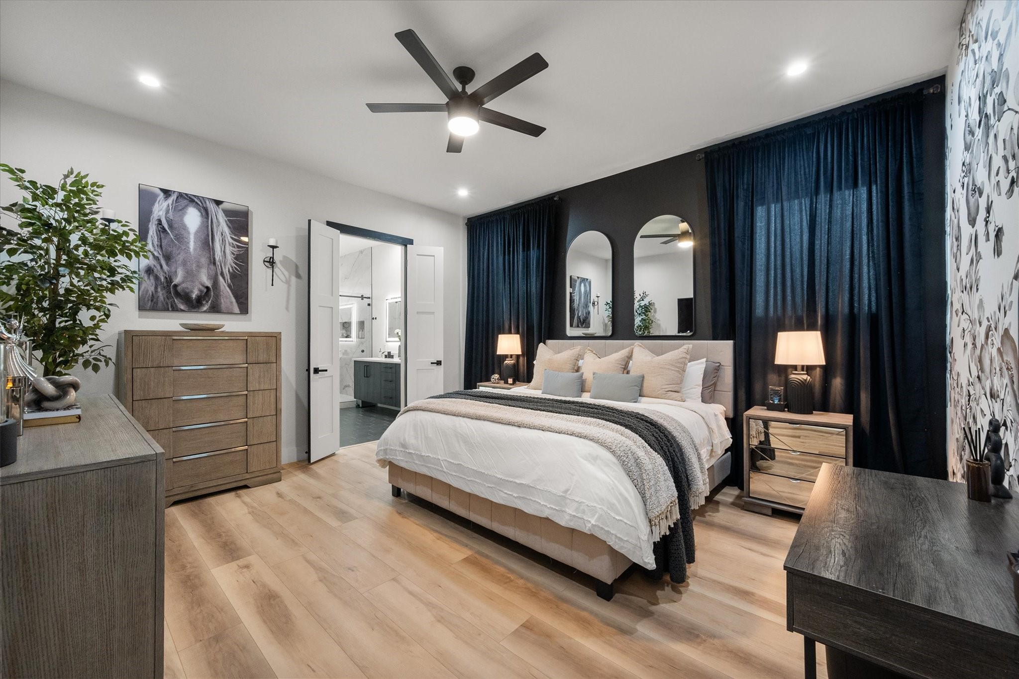 4029 Ivanhoe Lane